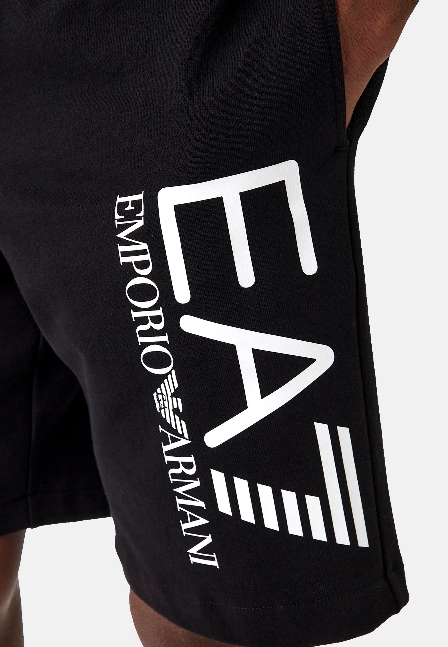 Emporio Armani Sweatshorts Shorts kurze Hose (1-tlg)