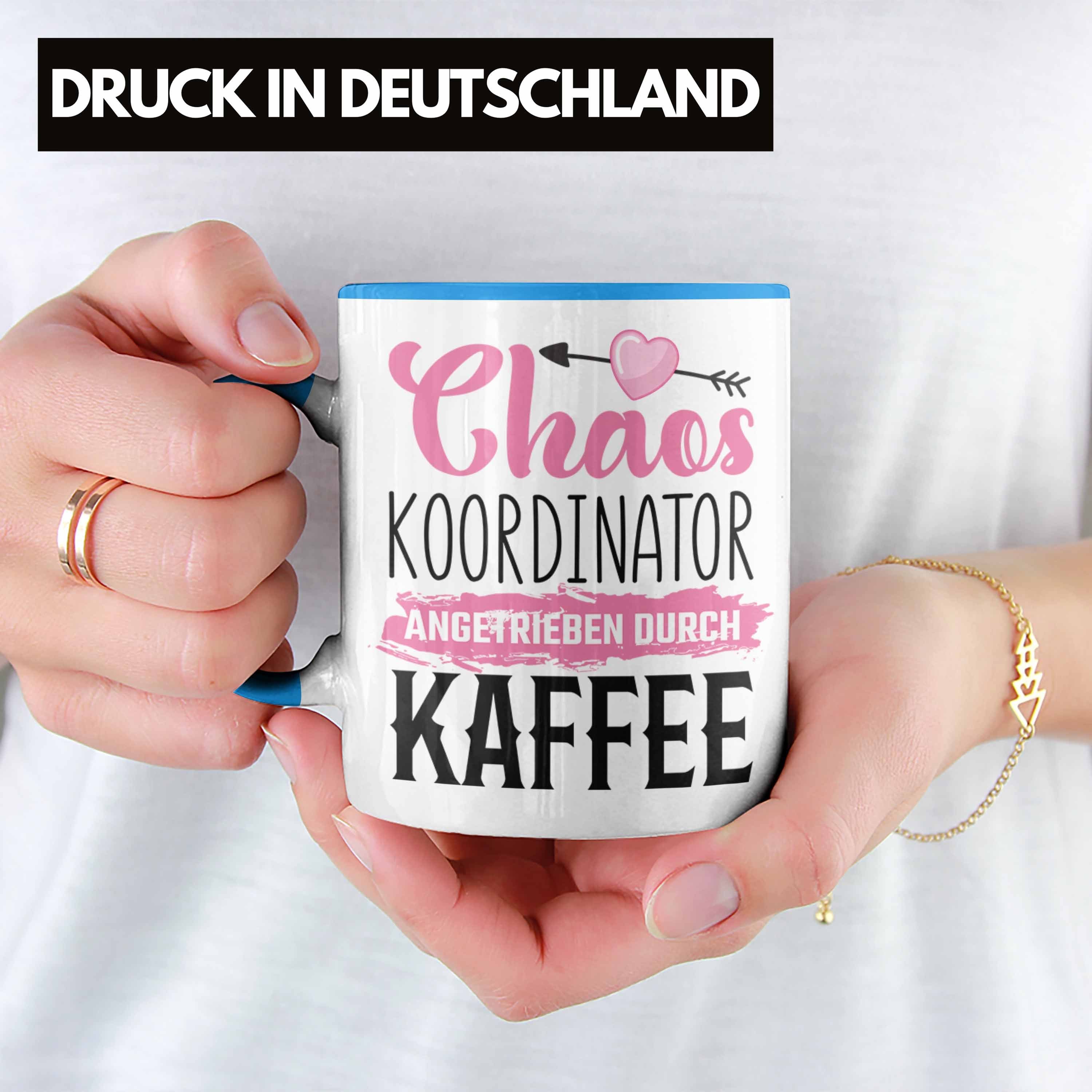 Tasse Trendation - Tasse für Chefin Geschenk Chaos Koordinatorin Geschenkidee Lustige Kaffeetasse Mama Mutter