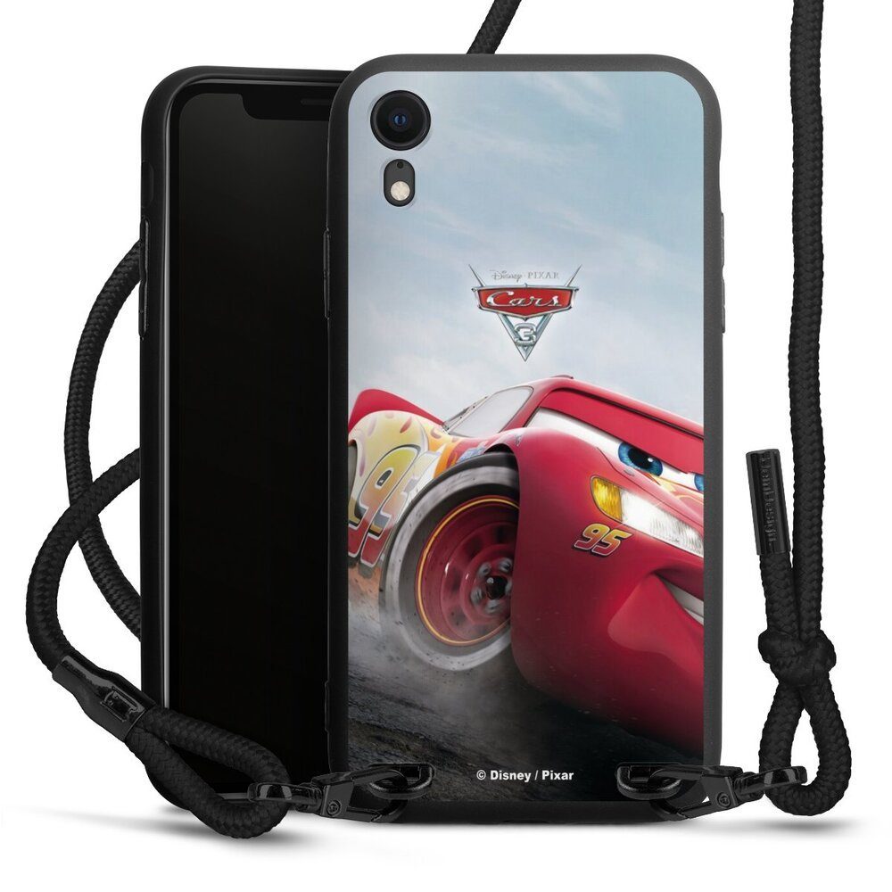 DeinDesign Handyhülle Lightning Mcqueen 95 Offizielles Lizenzprodukt Cars,  Apple iPhone Xr Premium Handykette Hülle mit Band Case zum Umhängen