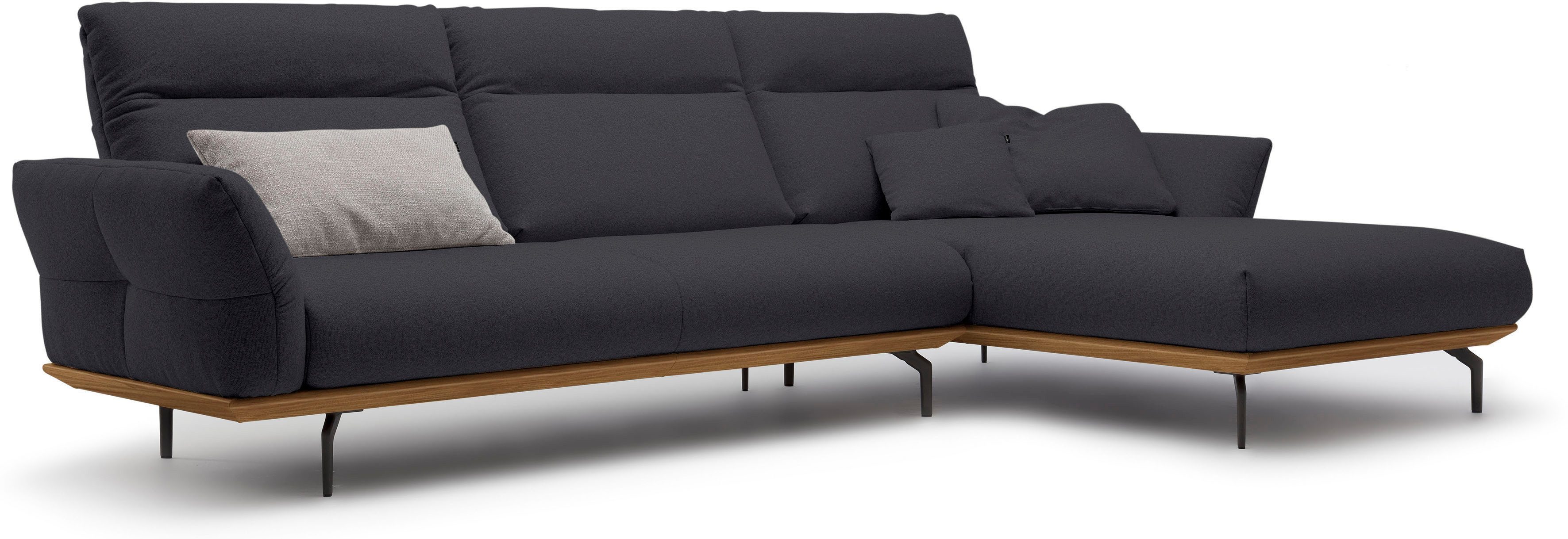 Creation BY ROLF BENZ Ecksofa CR.460, Sockel in Nussbaum, Winkelfüße in Umbragrau, Breite 318 cm