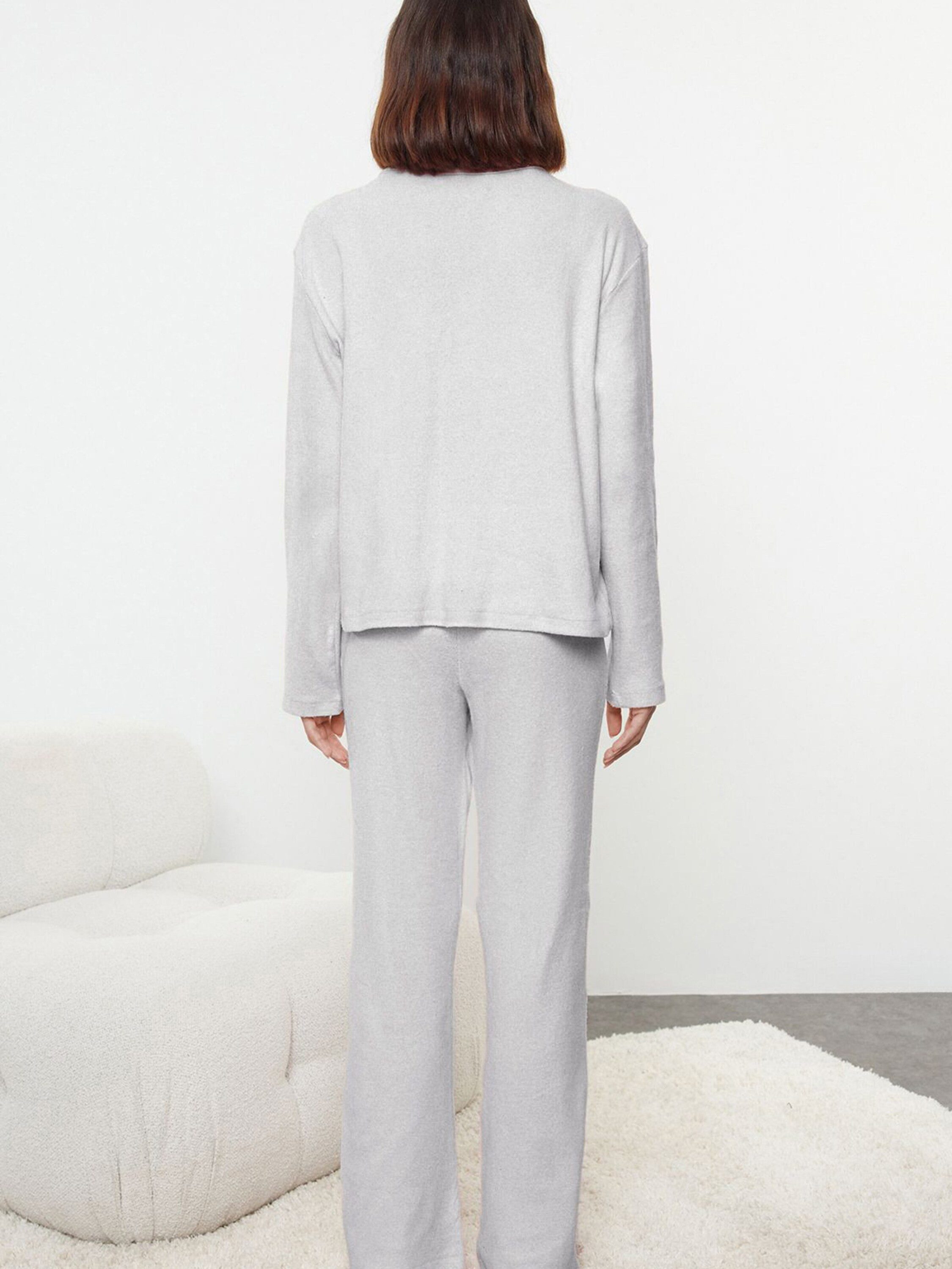 Trendyol Schlafanzug (1 tlg) Plain/ohne Details