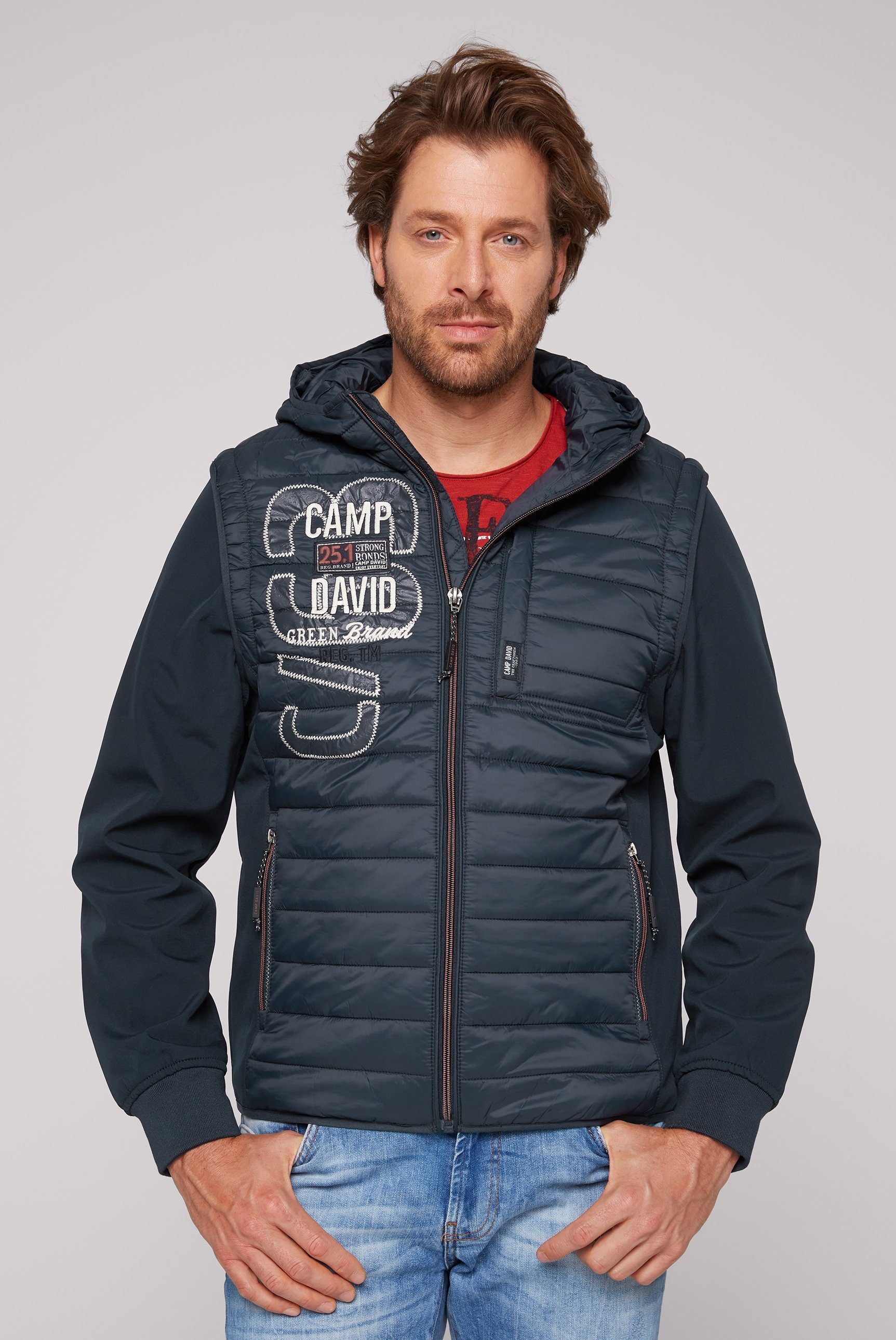 CAMP DAVID Softshelljacke mit Label-Applikationen beidseitig