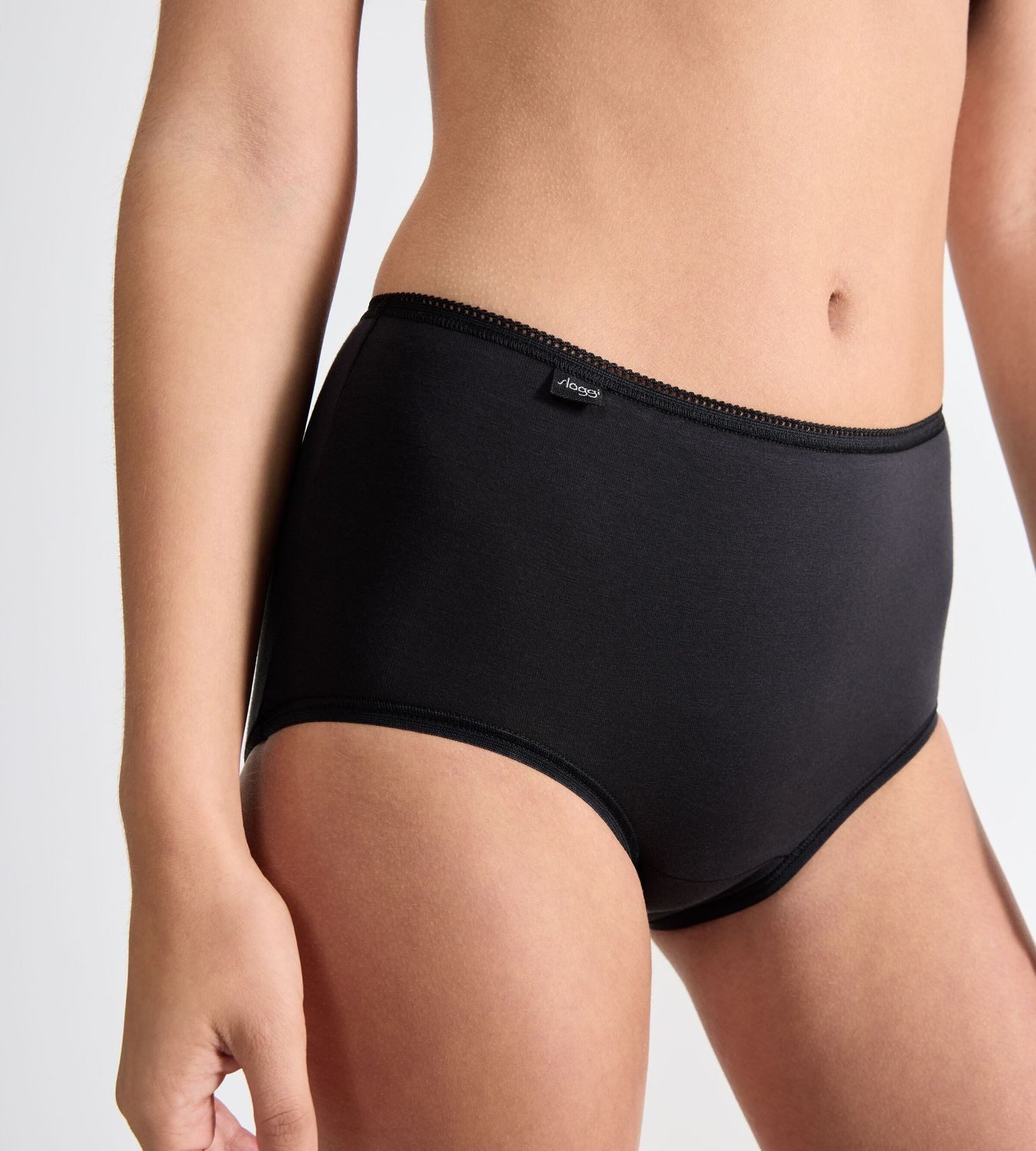 sloggi Slip 24/7 Cotton Midi Slips hüftiger Sitz, breite Seitenpartie, elastischer Bund