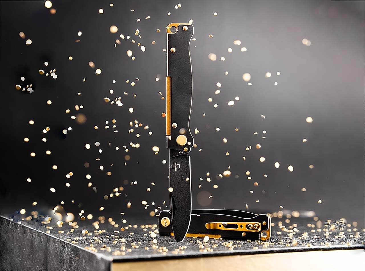 Böker Plus Taschenmesser Böker Plus Atlas Black Stonewash Brass Taschenmesser, 12C27 Stahl, Hos, (1 St), Edelstahlklinge