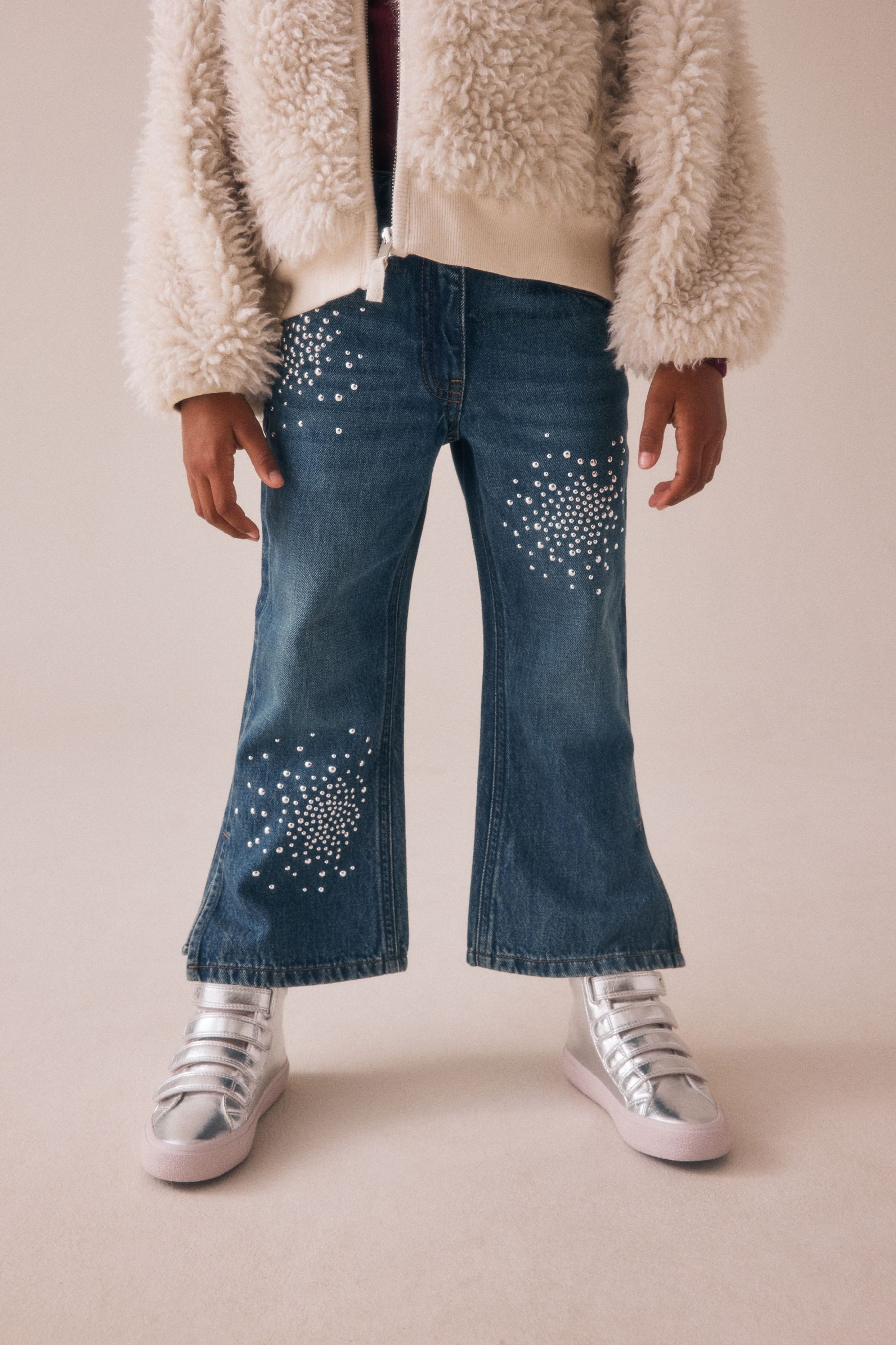 Next Schlagjeans Verzierte Jeans mit Schlag und Hitzeversiegelung (1-tlg)