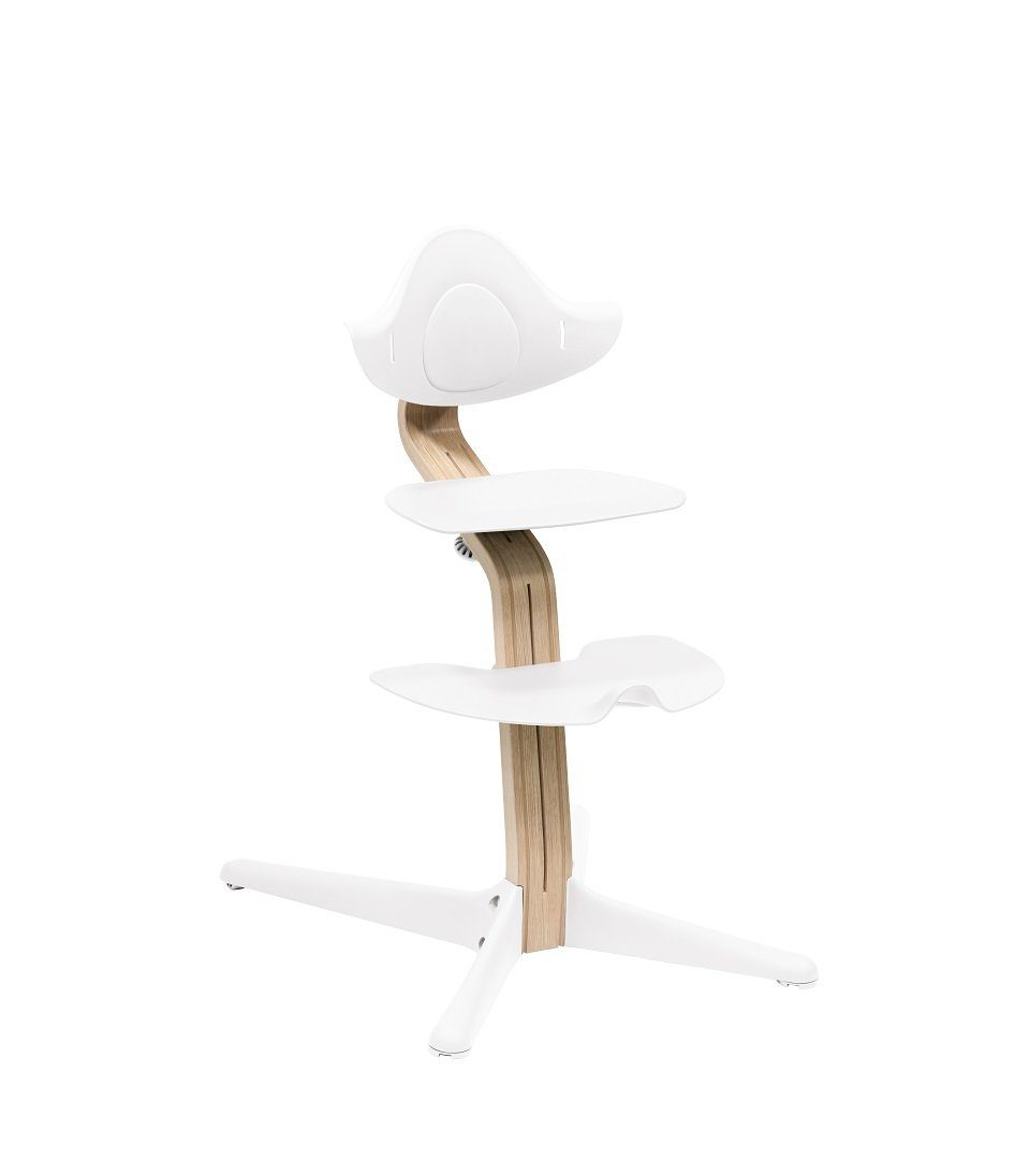 Stokke Hochstuhl Nomi® Hochstuhl, der zu aktivem Sitzen inspiriert, Geeignet für Babys bis Erwachsene bis zu 150 kg Natural White
