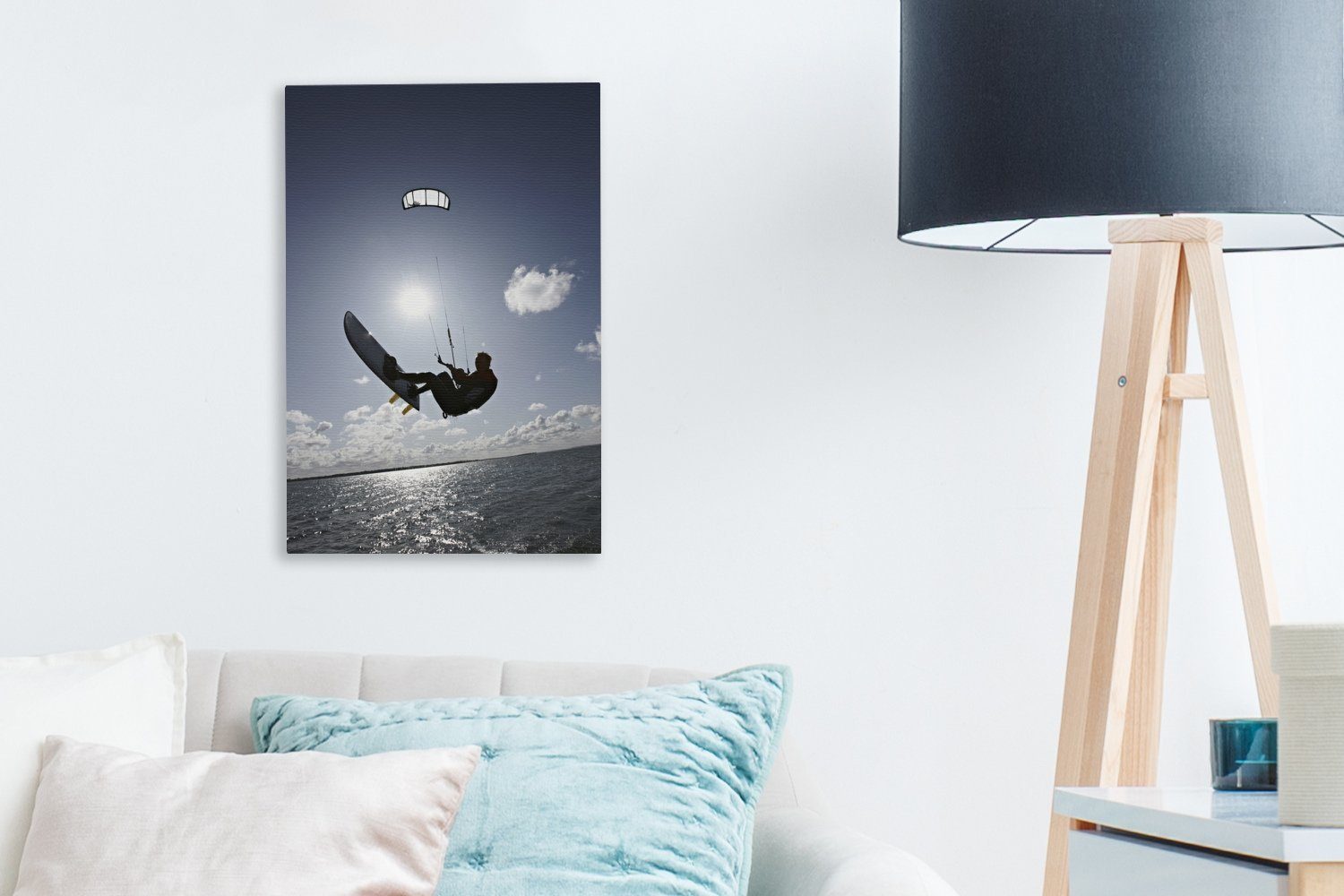 OneMillionCanvasses® Leinwandbild Kite-surfender Mann auf Wasser, Gemälde, bespannt 20x30 Zackenaufhänger, St), fertig (1 cm Leinwandbild inkl. ruhigem
