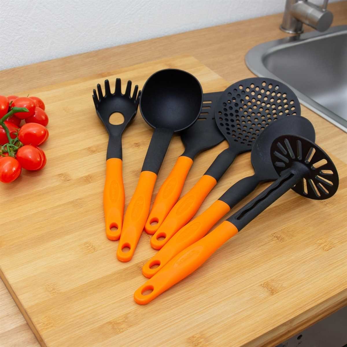 Lantelme Kochbesteck-Set Kochbesteck orange-schwarz (7-tlg), Küchenhelfer mit Hakenleiste