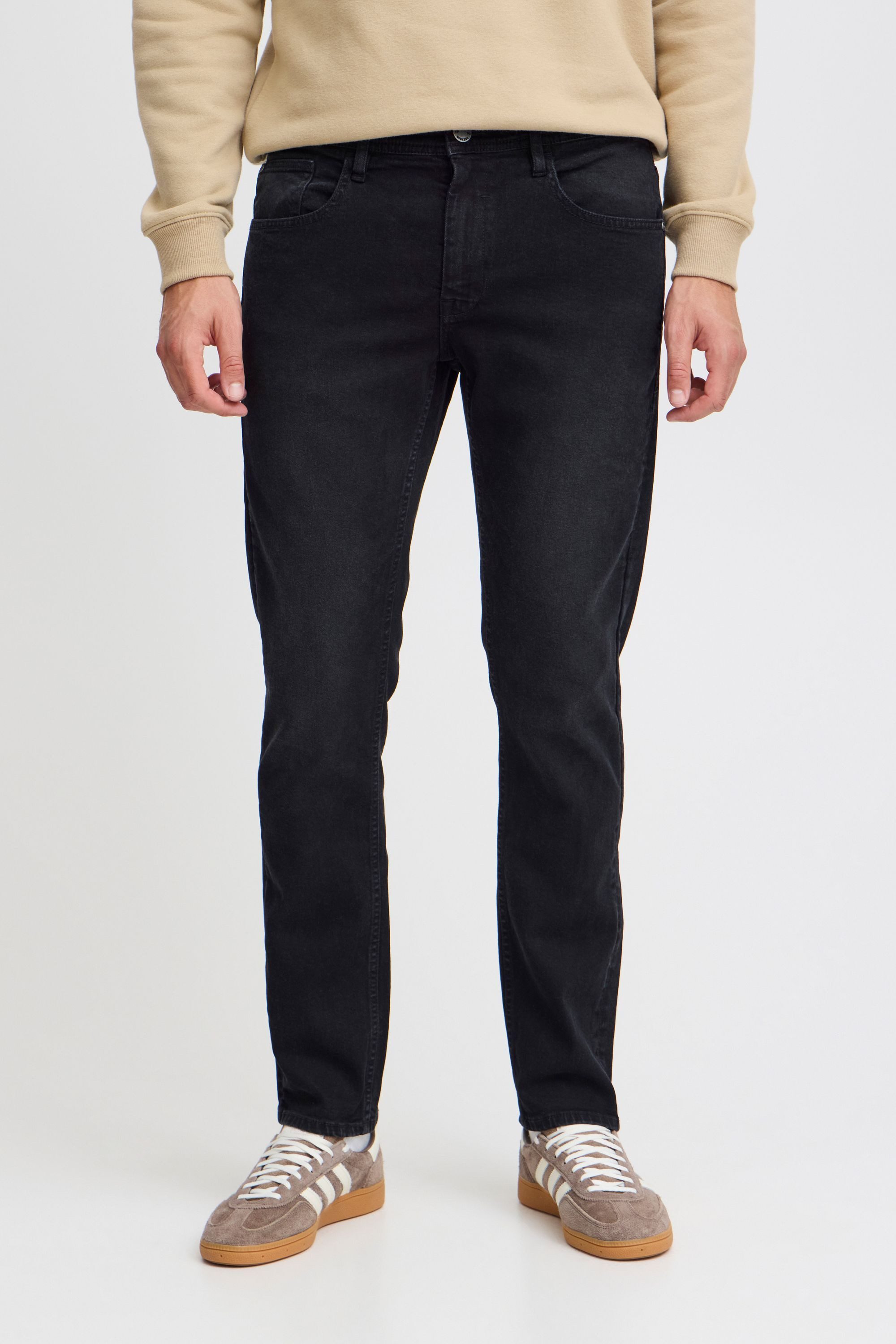 Blend Bequeme Jeans BHTwister fit Jeanshose mit normalem Bund und schmalem Bein - Twister Fit. Reduzierter Preis € 35,99. Unverbindliche Preisempfehlung € 39,99