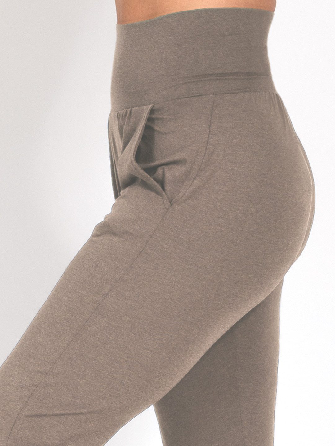 Magadi Yogahose Paula aus weichem Naturmaterial günstig online kaufen