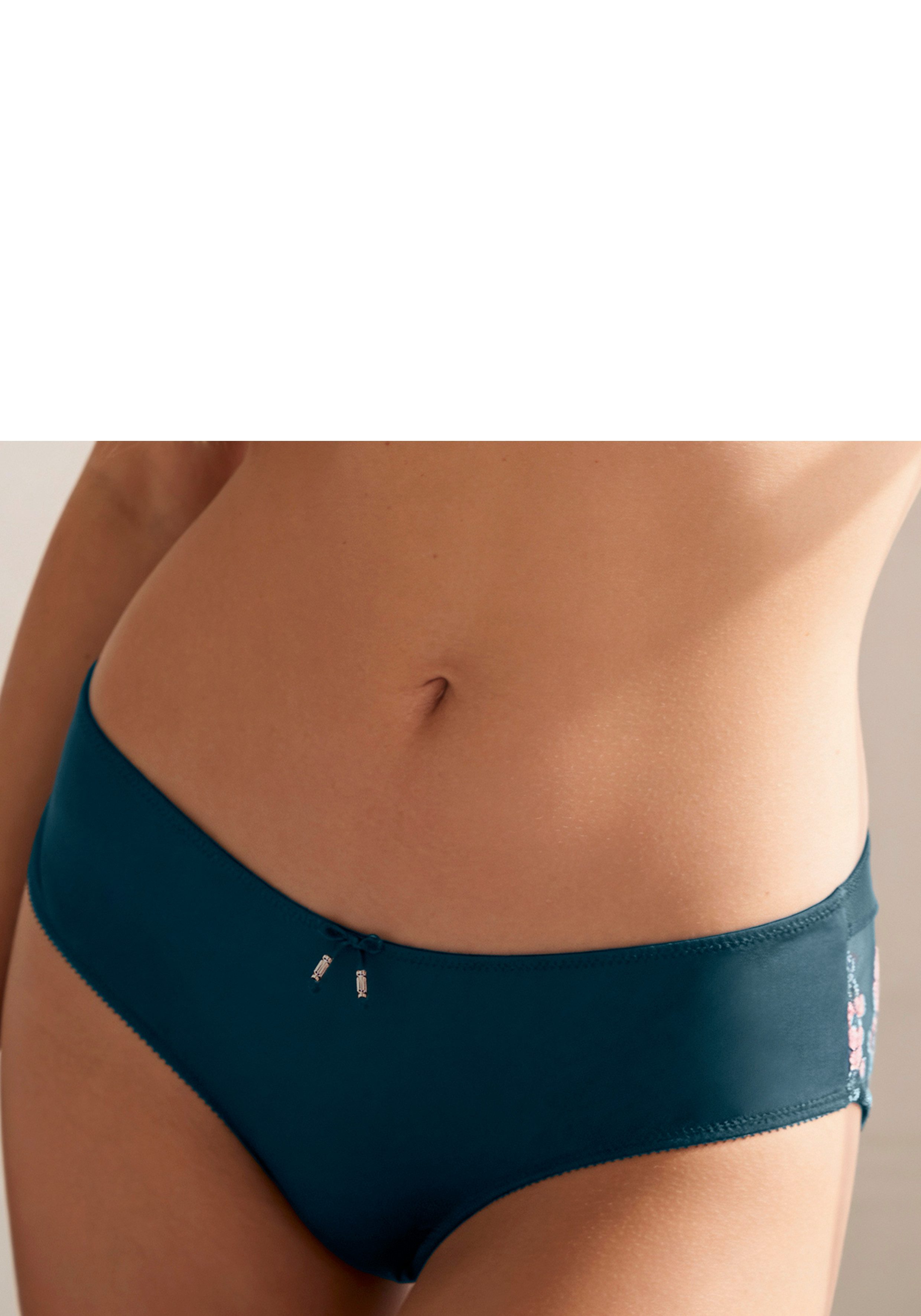 LASCANA Tanga Maria Edle Stickerei-Spitze hinten, als Dessous-Set kombinierbar