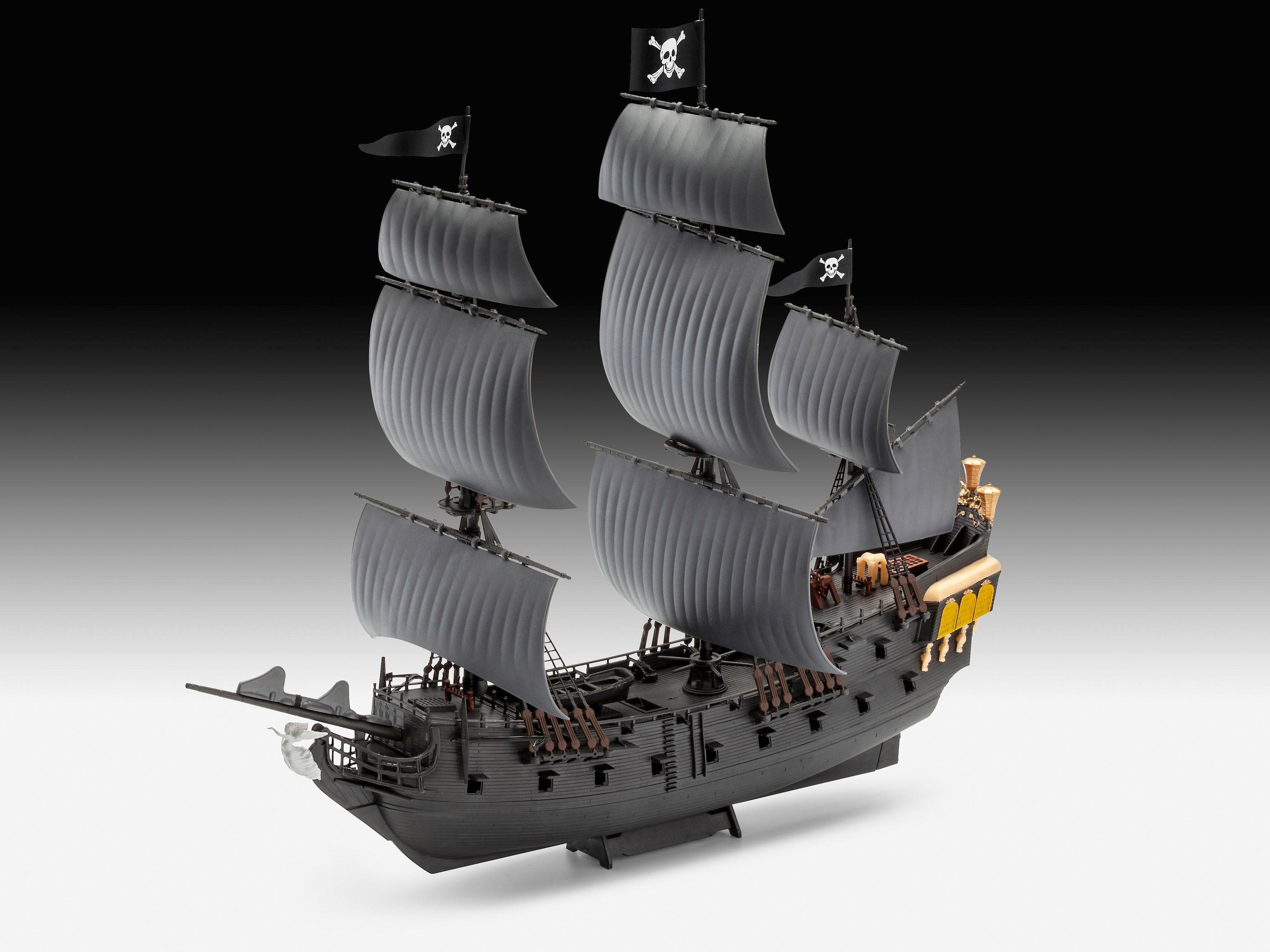 Revell® Modellbausatz Black Pearl, Maßstab 1:150, Made in Europe