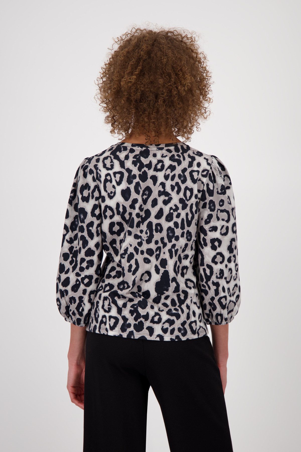 Monari Sweater Sweatshirt Leodruck Allover Mit Rundhalsausschnitt günstig online kaufen