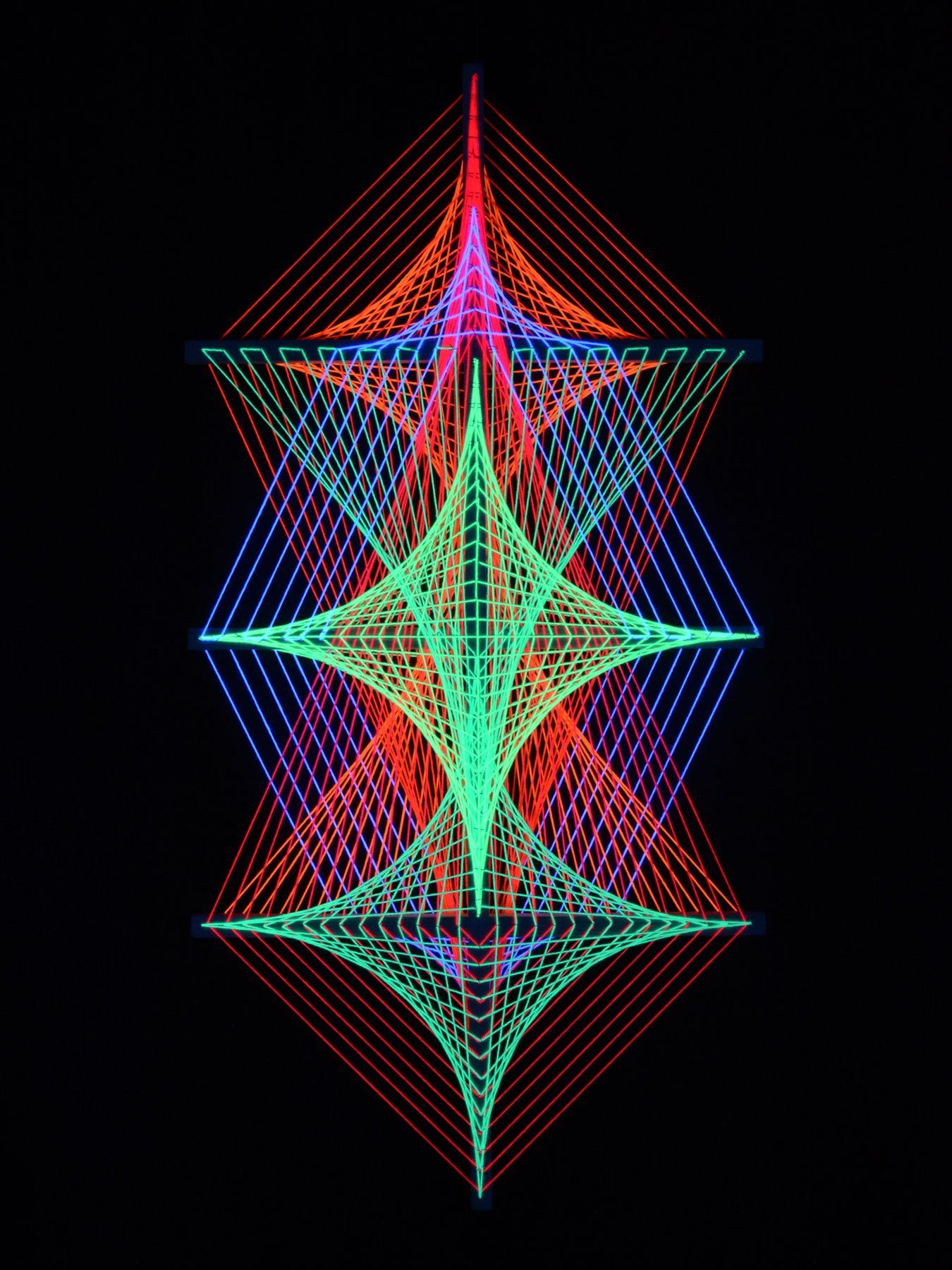 Star", UV-aktiv, 3D PSYWORK Fadendeko leuchtet Schwarzlicht Dekoobjekt Schwarzlicht "Triple 120x60cm, StringArt unter