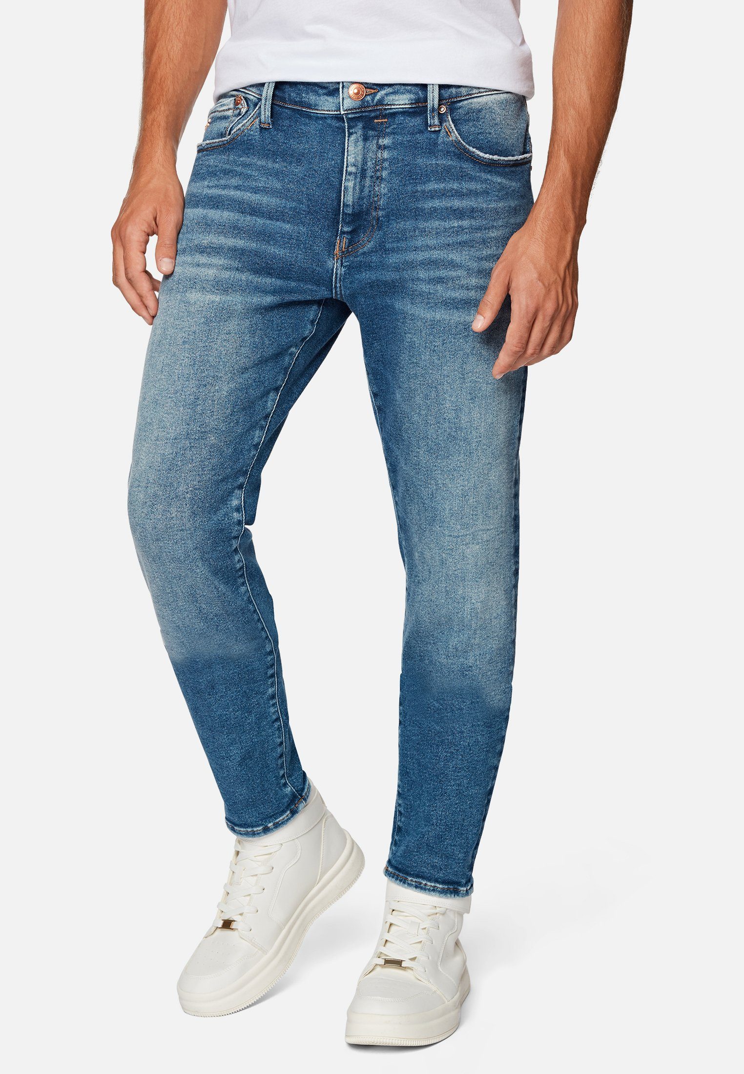 Mavi Tapered-fit-Jeans CHRIS Eng zulaufende Jeans