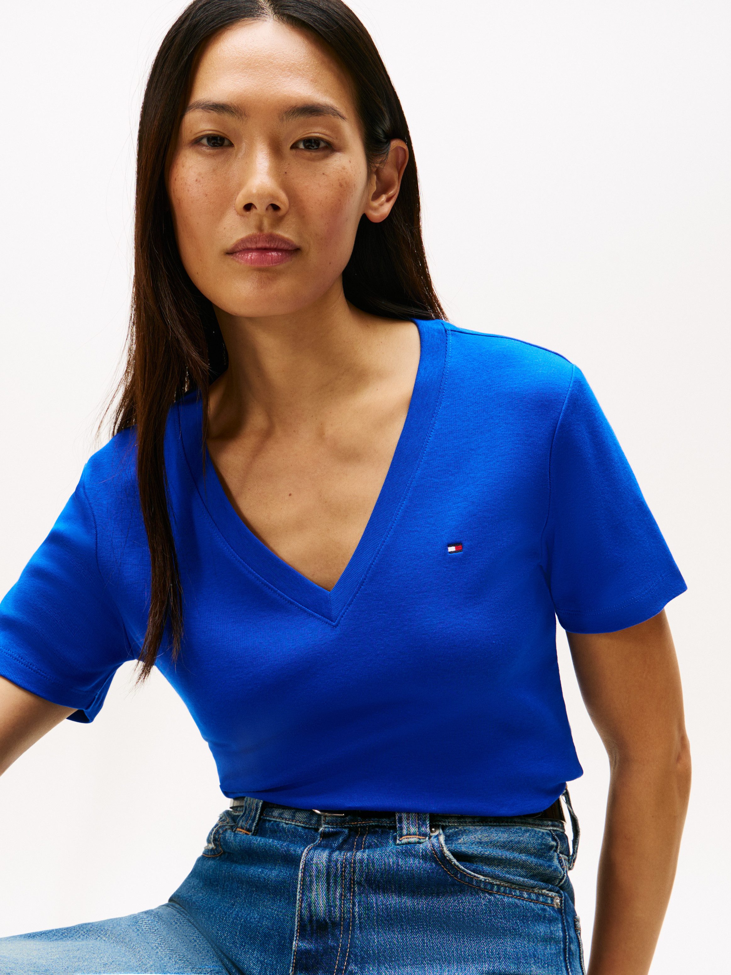 Tommy Hilfiger T-Shirt SLIM CODY V-NK SS mit V-Ausschnitt und Streifen Baum günstig online kaufen