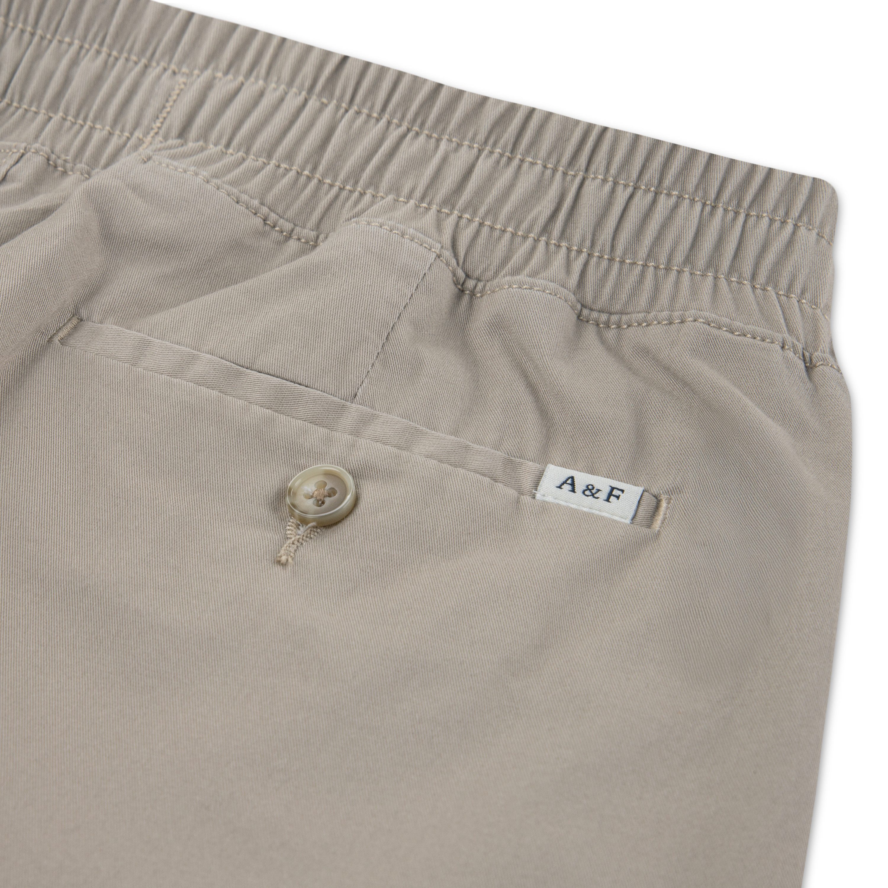 Abercrombie Kids Chinoshorts AFB PULL ON CHINO SHORTS mit elastischem Bund und Bindeband, für Boys