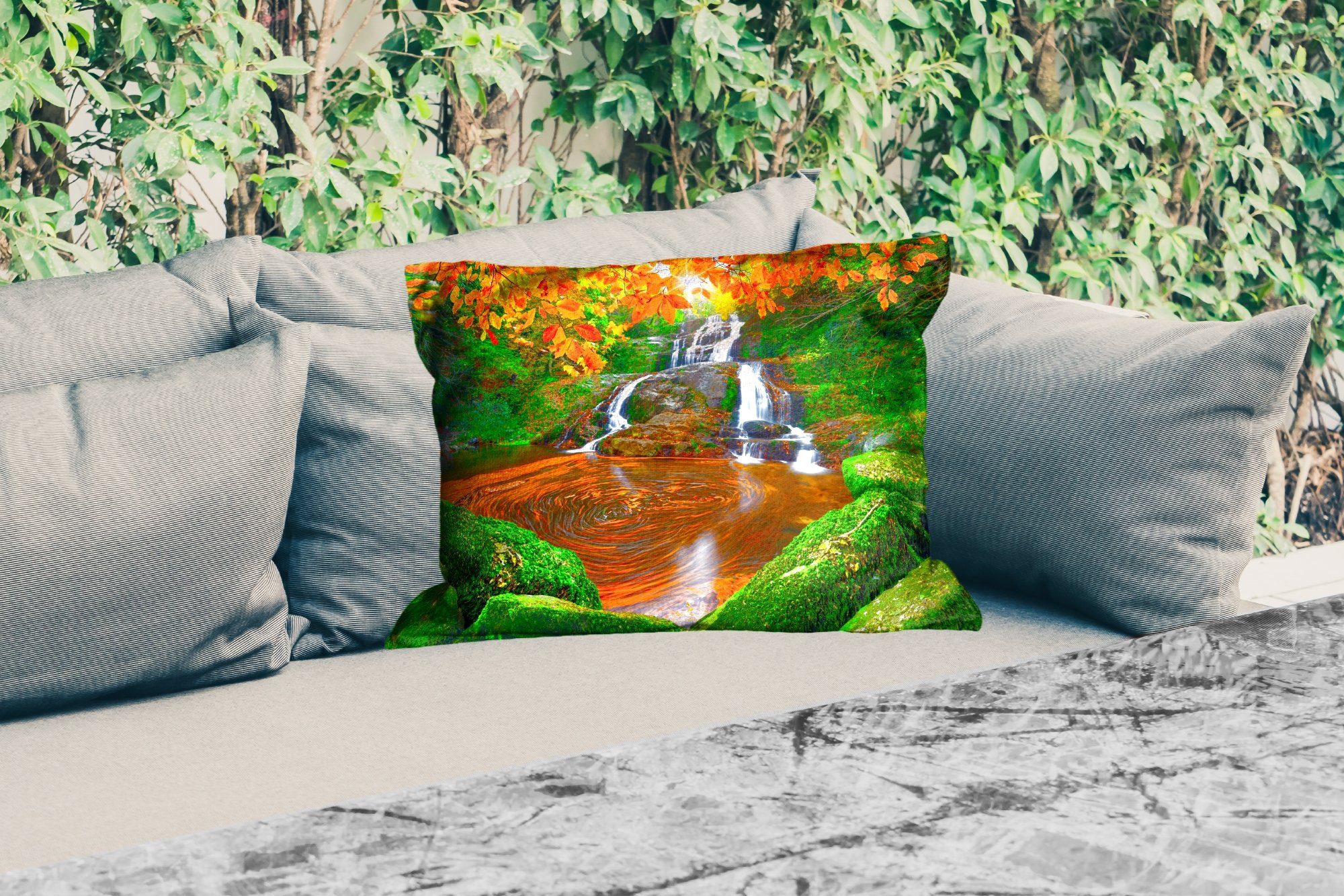 - MuchoWow Wasserfall Polyester, Moos Dekokissenbezug, Grün, - Blätter Kissenhülle - - Dekokissen Natur Steine - Outdoor-Dekorationskissen,