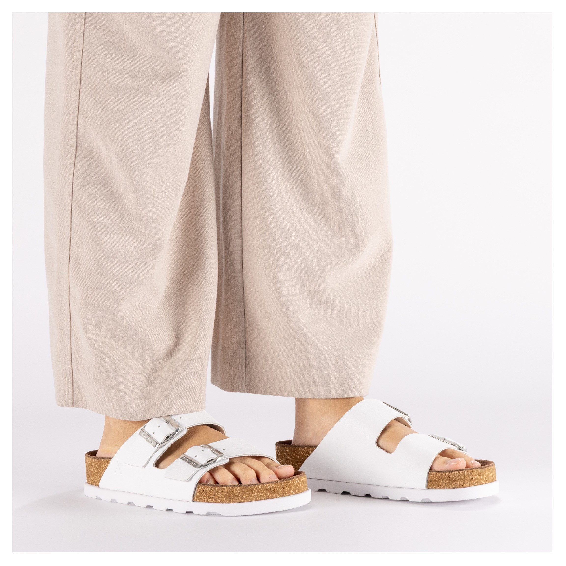 Rieker Pantolette Hausschuh, Sommerschuh, Strandschuh, Zweischnaller mit Softfußbett