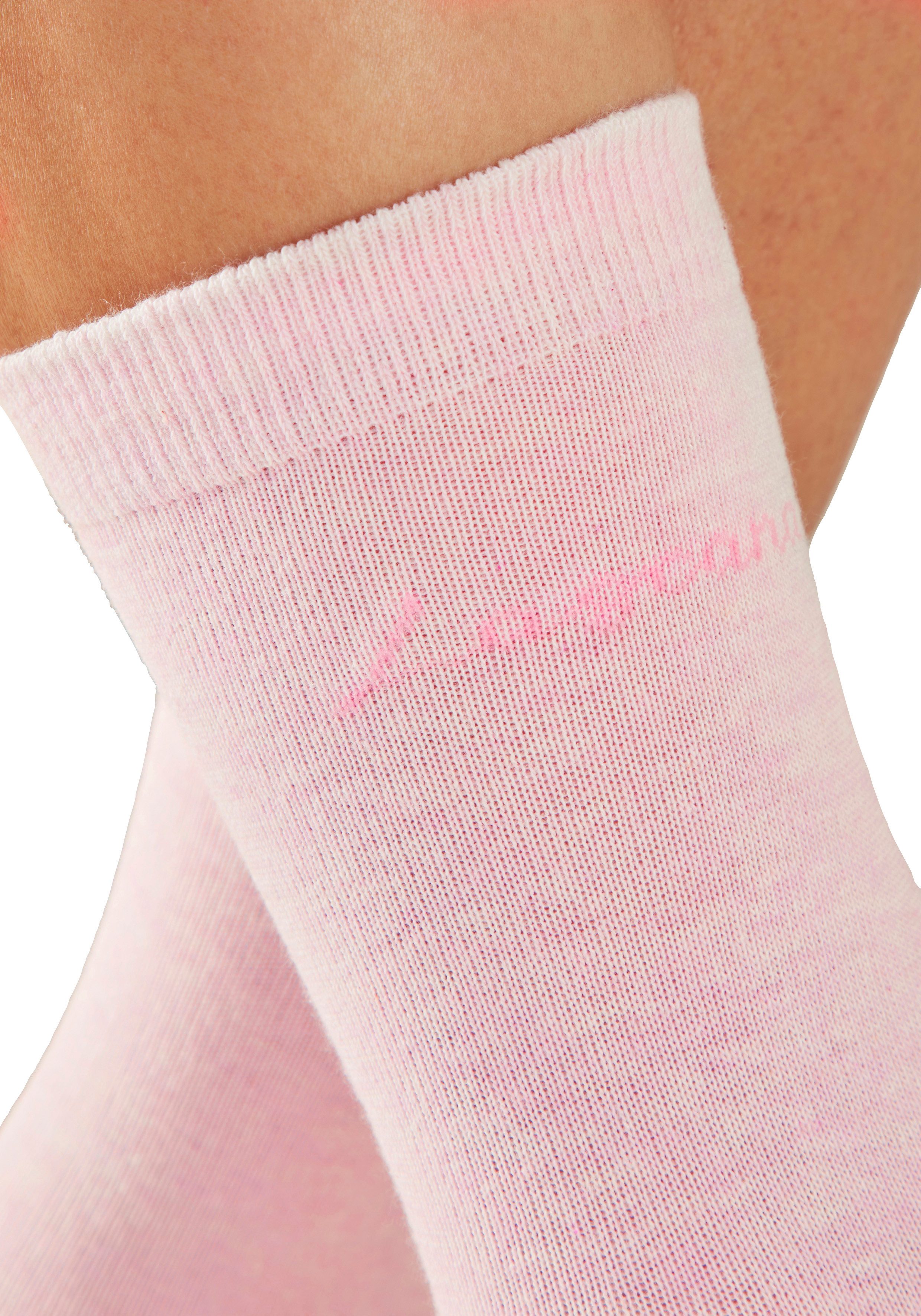 LASCANA Basicsocken für Damen mit eingestricktem Markenlogo (Box, 7-Paar) in ansprechender Geschenkbox