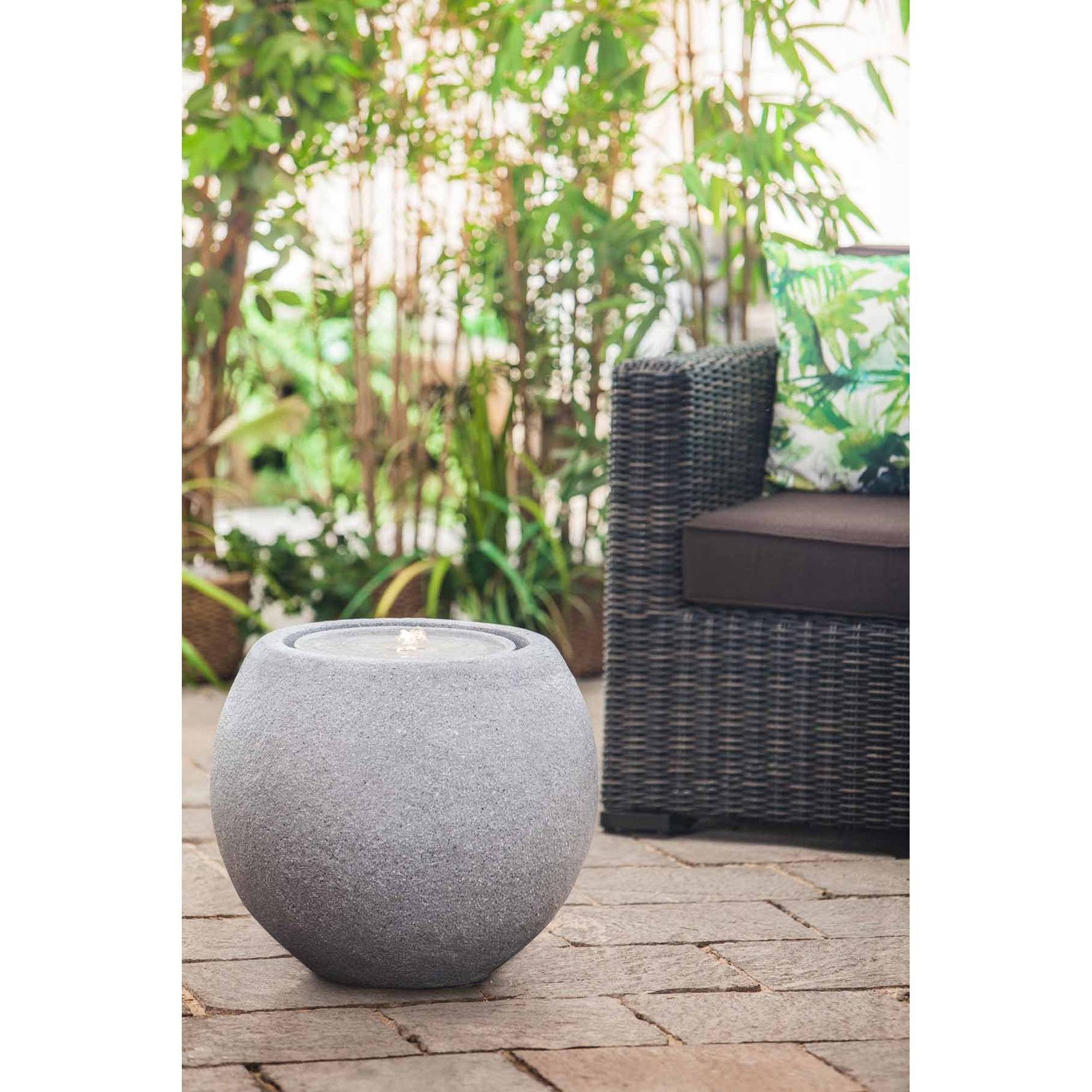 Heissner Gartenbrunnen Heissner Gartenbrunnen Ball GREY LED, (KomplettSet)