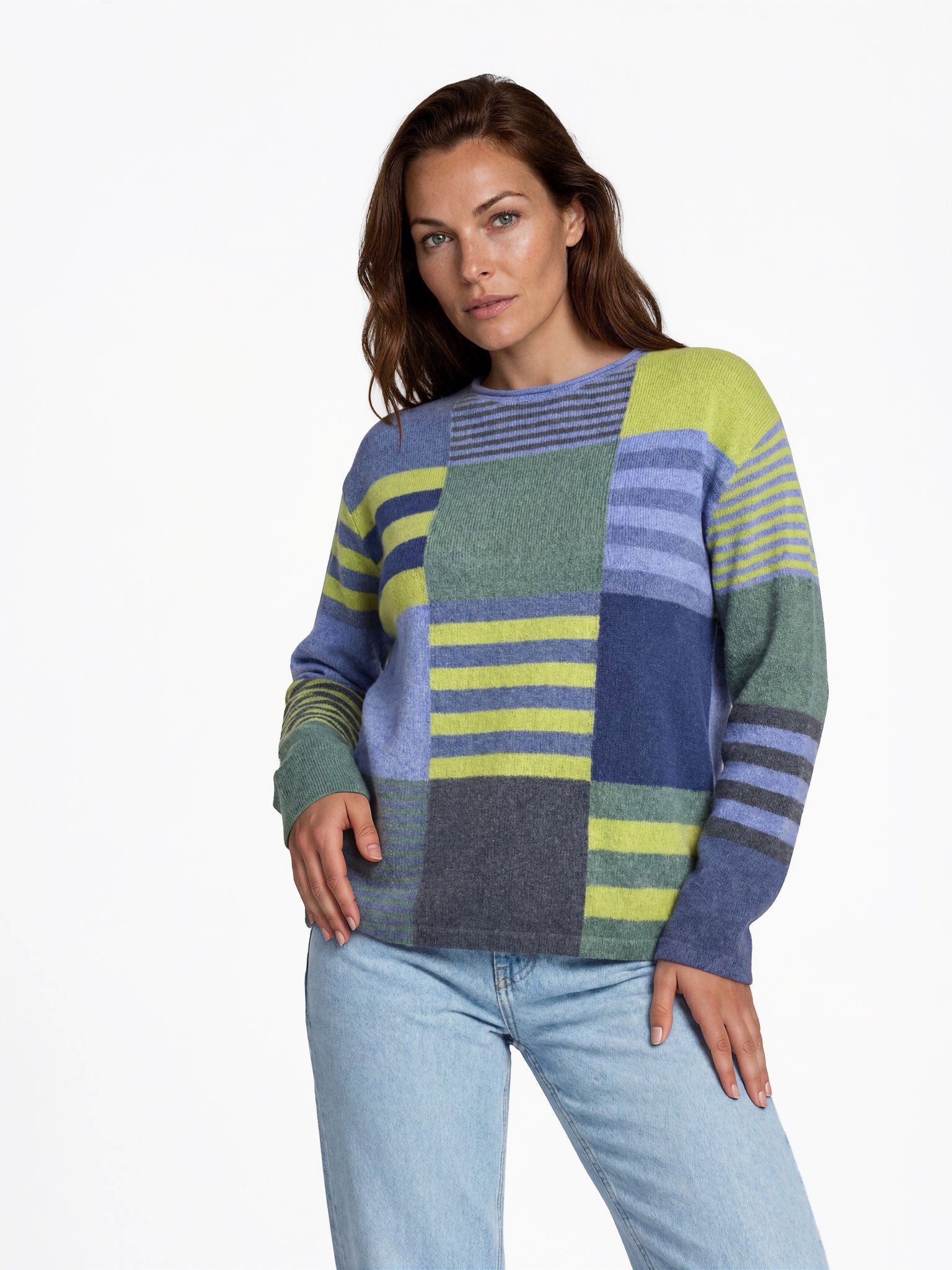 FRISTED Strickpullover Damen Patchwork Lammwolle Rundhals Relaxed Fit Langarm Casual Feiner Strickpullover mit Quilting-Effekt und seitlichen Schlitzen
