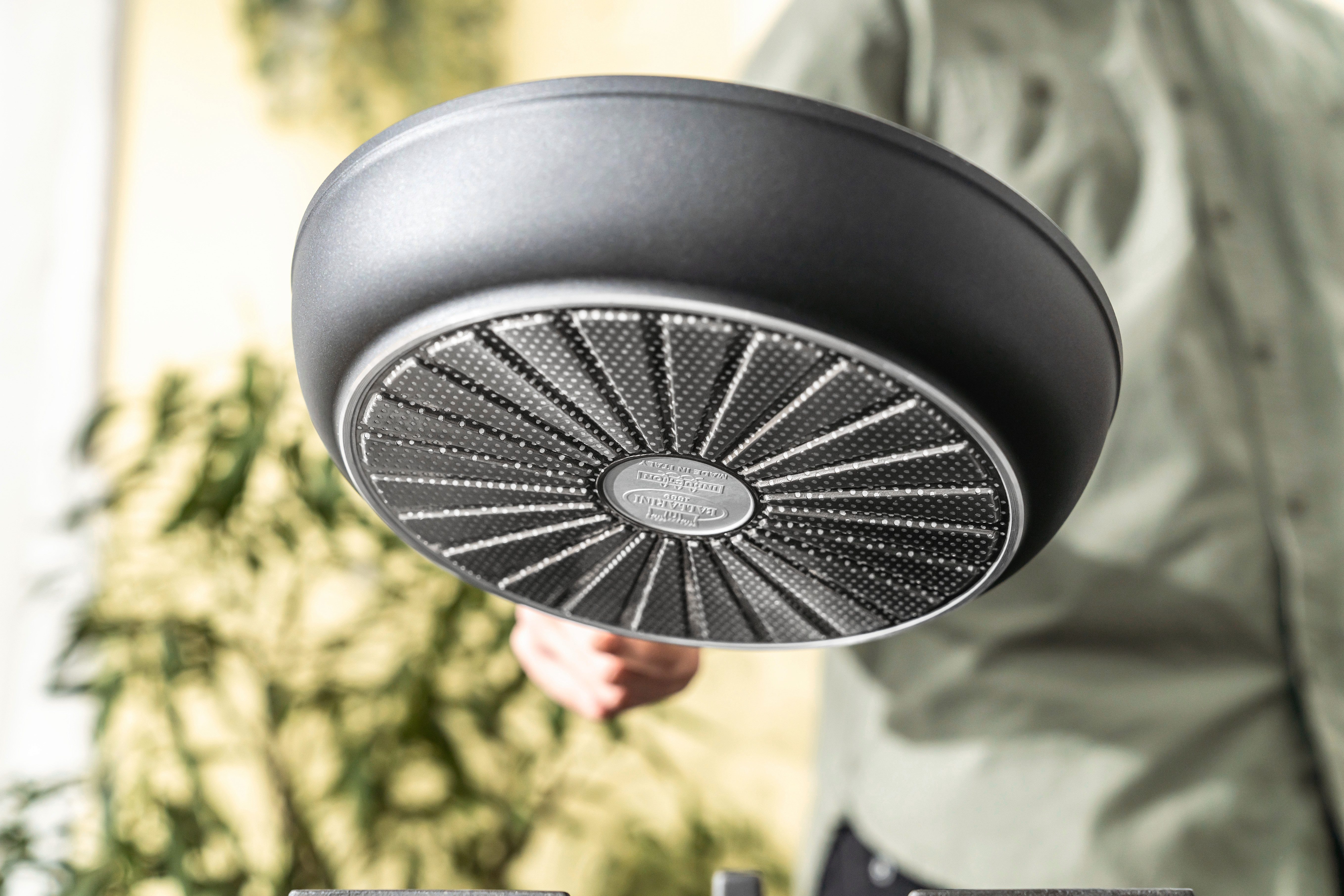 BALLARINI Bratpfanne Alba, Aluminium, Antihaftbeschichtung, Induktion, Bimetall-Boden, Ergonomischer Griff