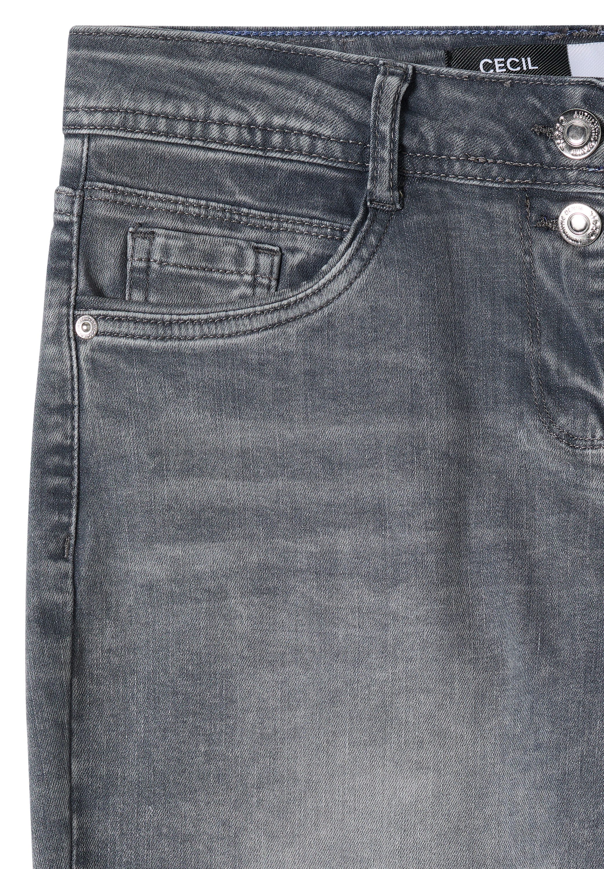 Loose-fit-Jeans Style Neele
