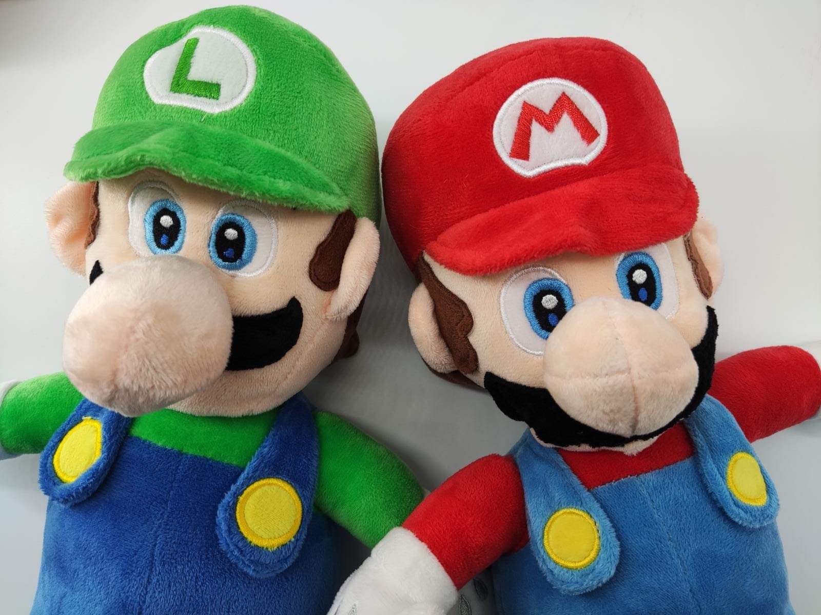 soma Kuscheltier Luigi Plüschfigur XXL 38 cm kuschelweich (1-St), Super weicher Plüsch Stofftier Kuscheltier für Kinder zum spielen