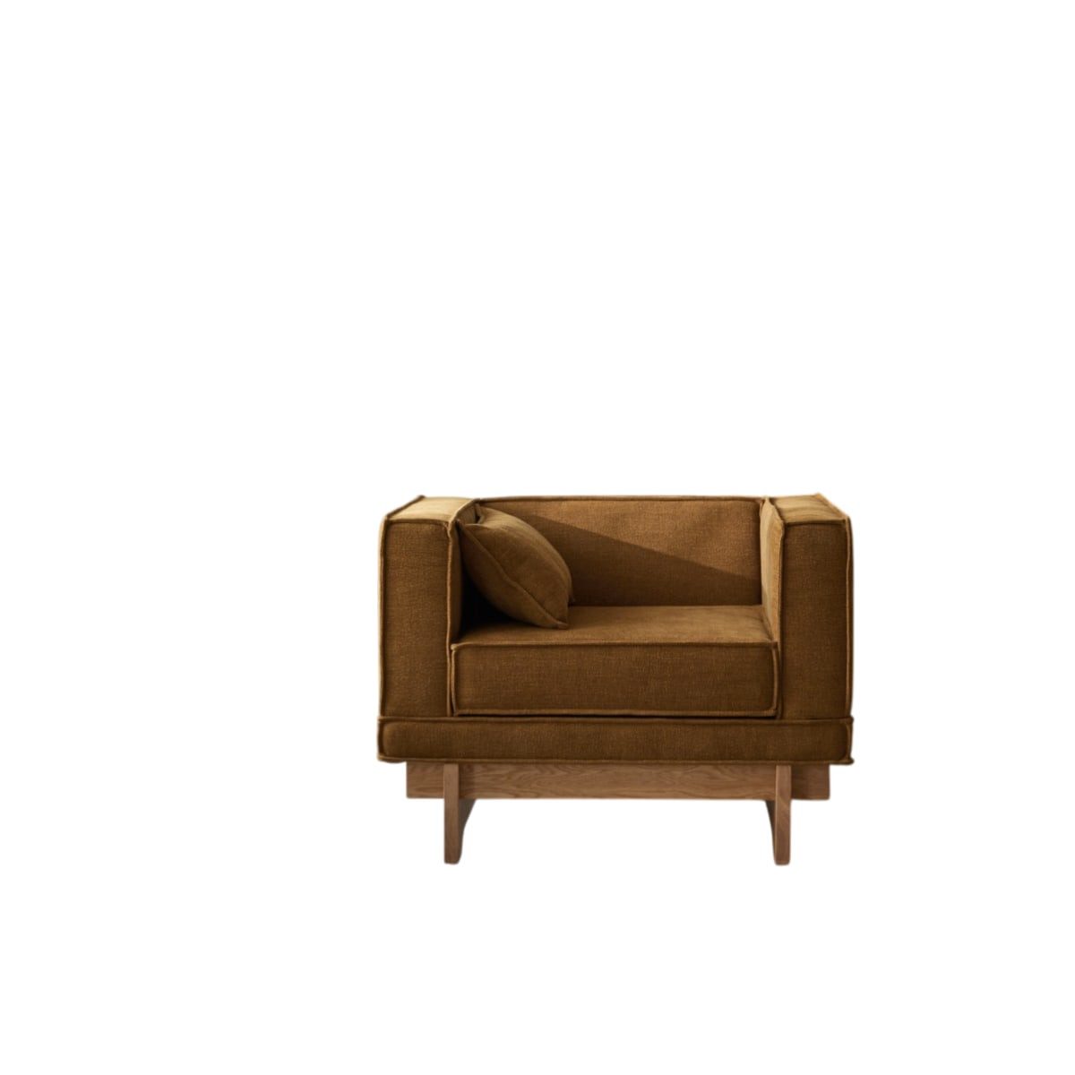 Tikamoon Sessel Miu - Sessel aus Eichenholz und ockerfarbenem Stoff