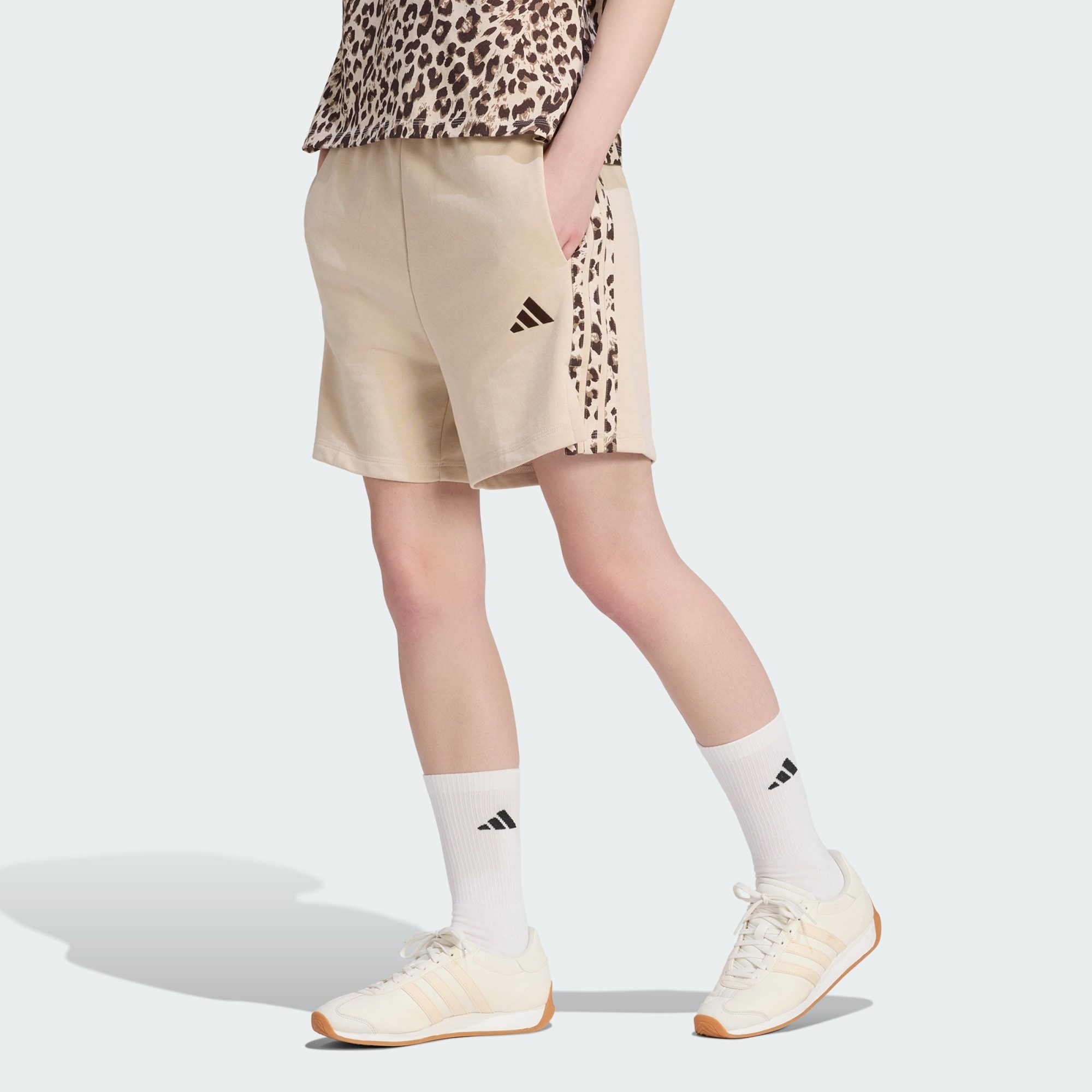 Shorts SEASONAL ESSENTIALS 3-STREIFEN SHORTS, ANIMALPRINT
