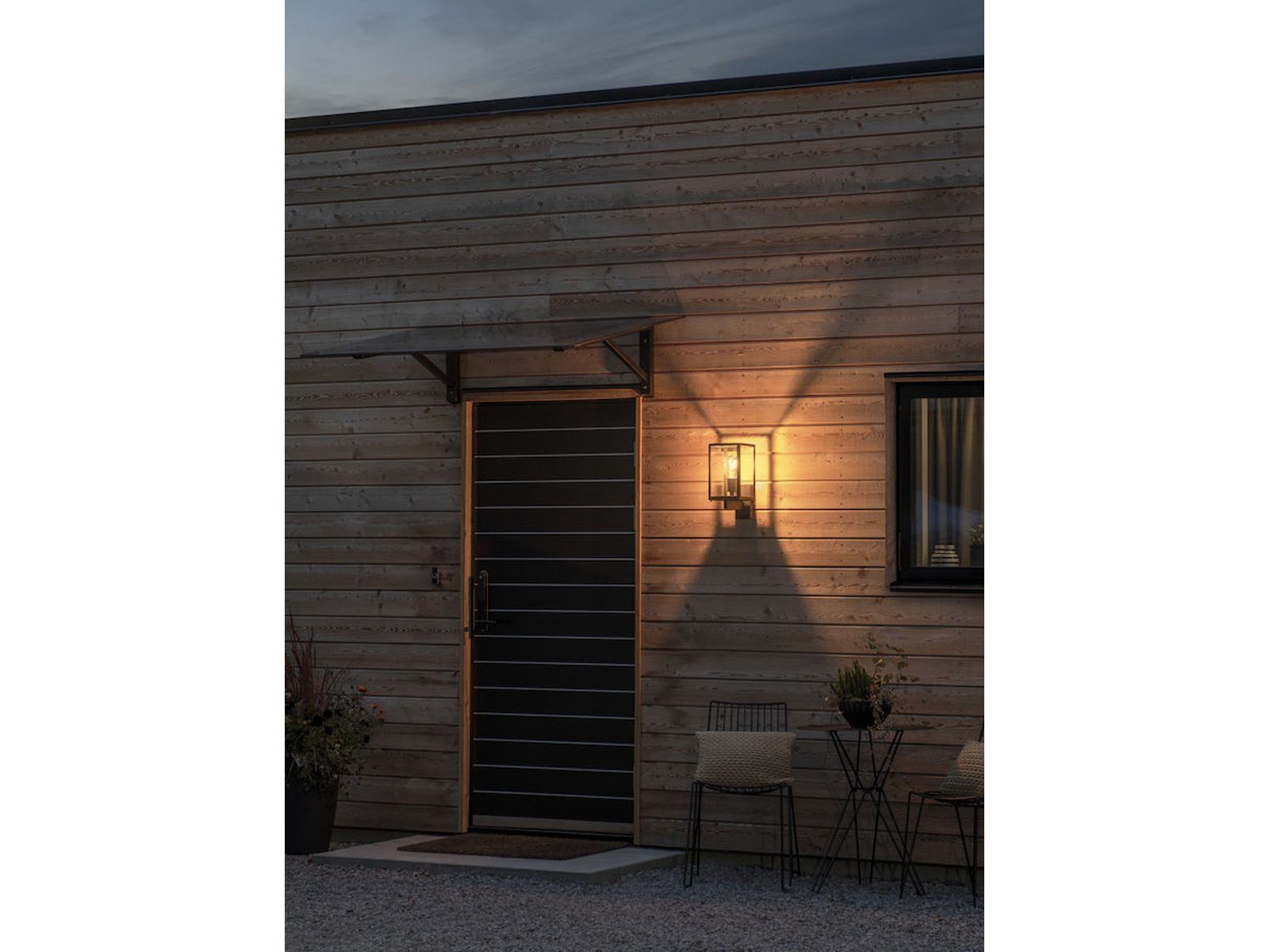 KONSTSMIDE LED Außen-Wandleuchte, LED wechselbar, warmweiß, Wand-laterne Landhausstil, Fassadenbeleuchtung Haus-wand, Schwarz 33cm