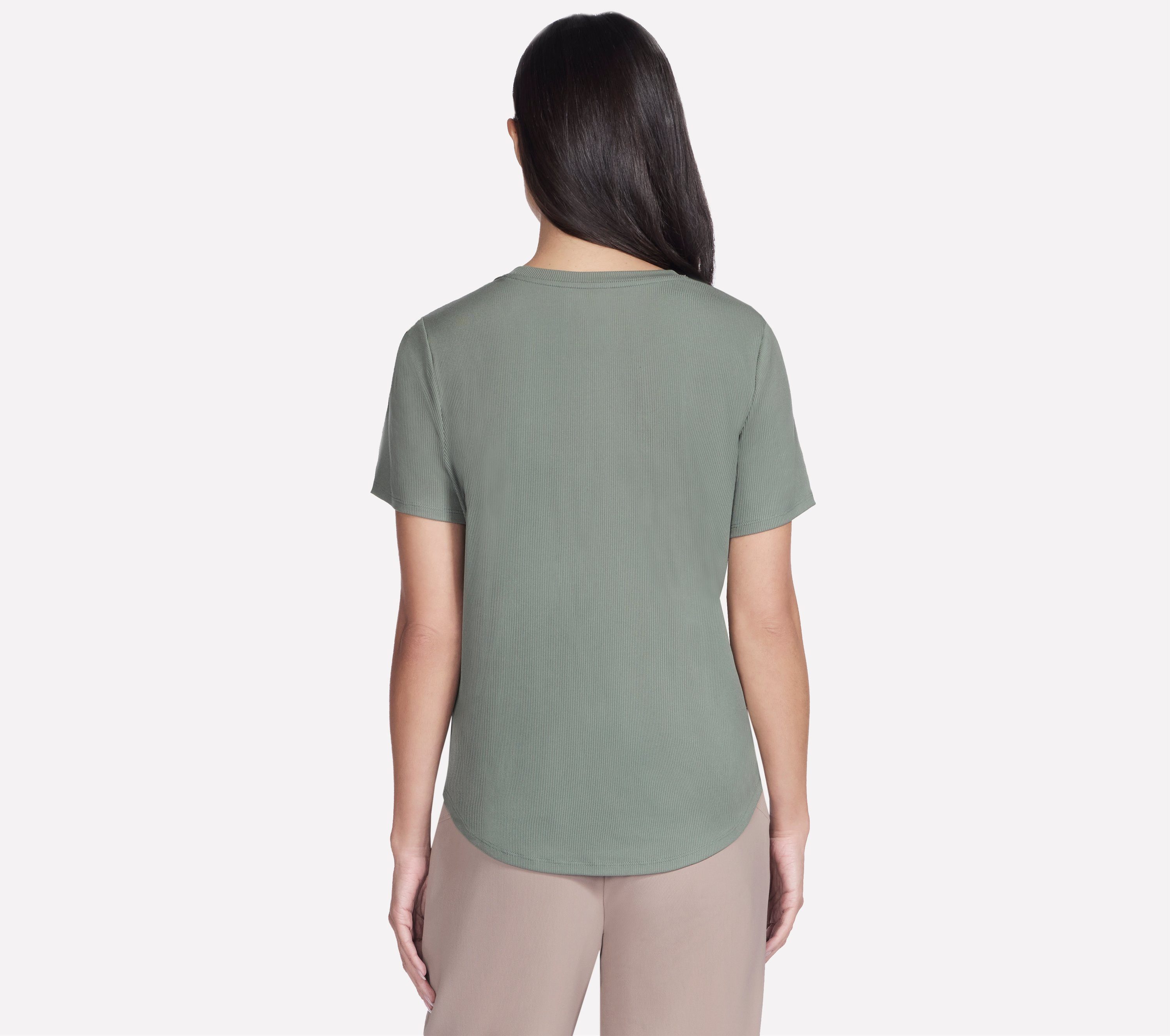 Skechers Funktionsshirt GOWALK LUXE RIB TEE strukturiertes Kurzarm-T-Shirt, mit Rundhalsausschnitt