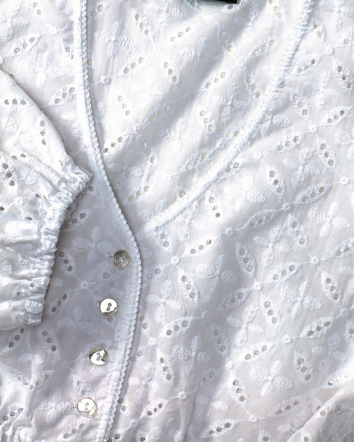 Country Line Dirndlbluse Dirndbluse aus Madeira-Spitze