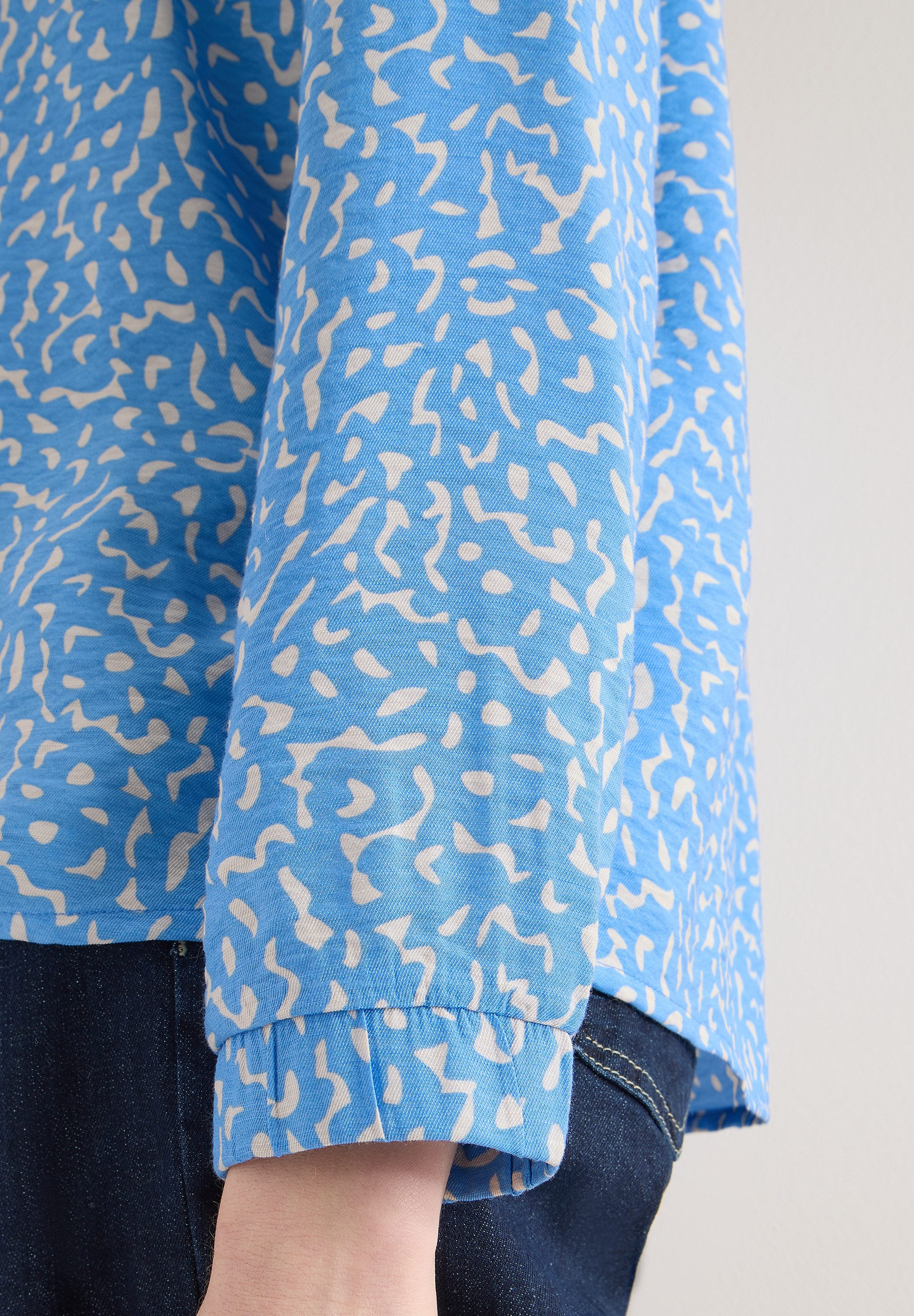 CECIL Langarmbluse mit Minimalprint und Splitneck günstig online kaufen