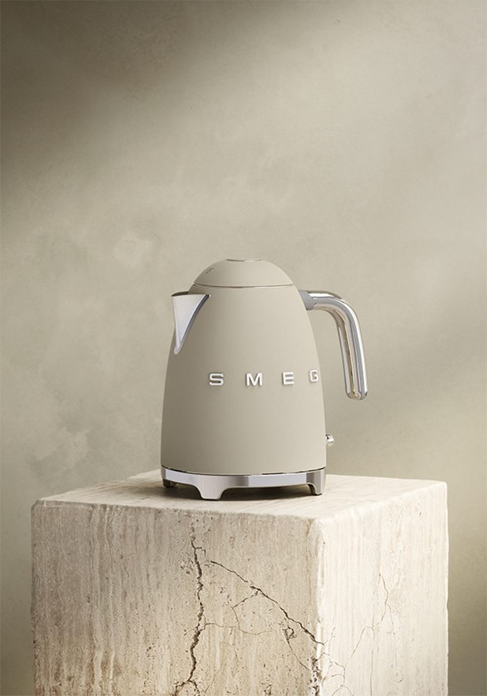 Smeg Wasserkocher KLF03MLMEU, 1,7 l, 2400 W
