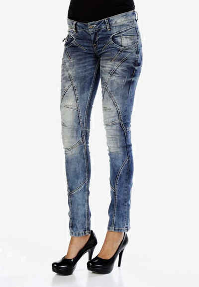 Cipo & Baxx Slim-fit-Jeans mit Ziernähten in Straight Fİt