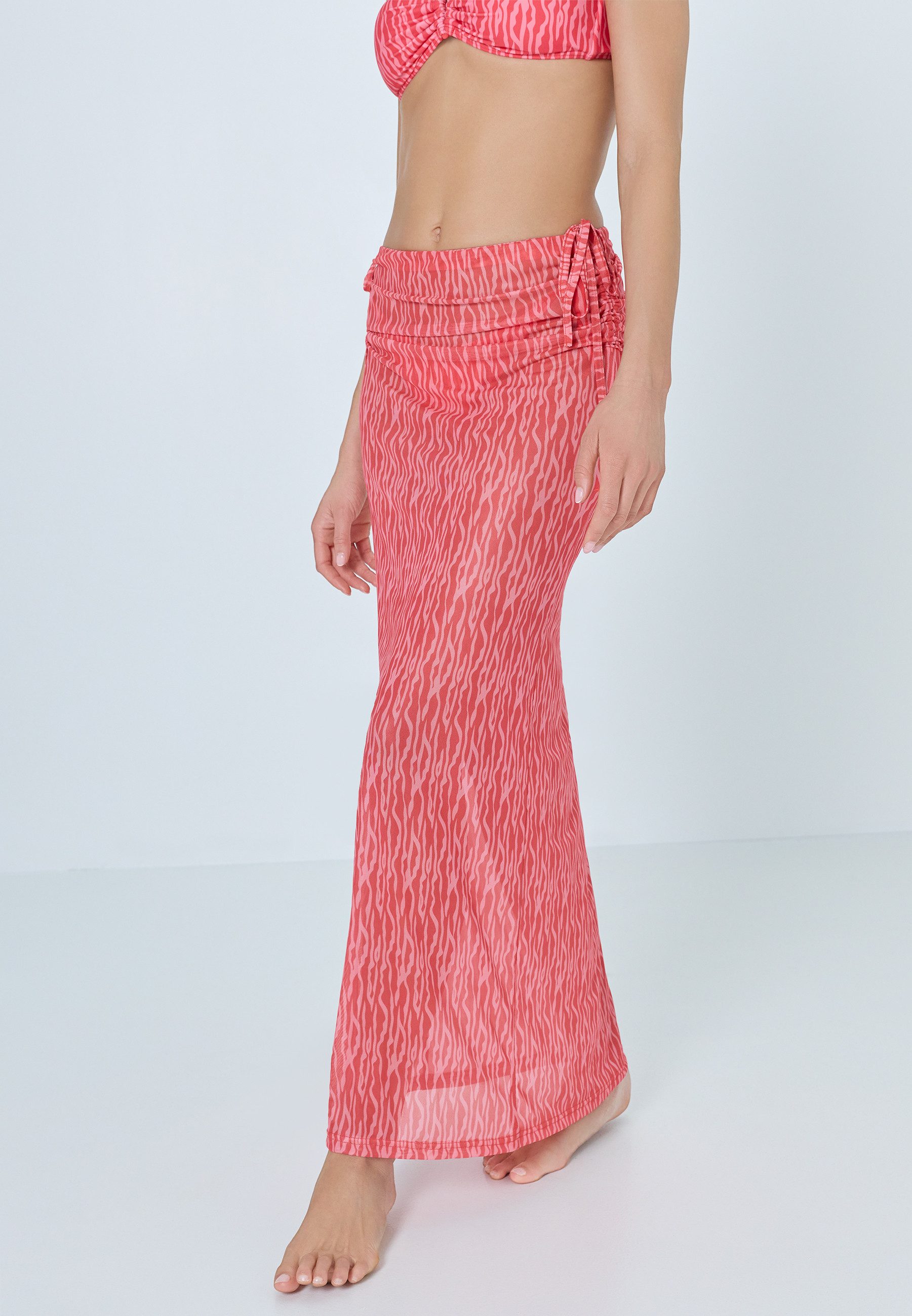 LSCN by LASCANA Meshrock mit grafischem Druck, Strandrock, Cover-up. € 34,99