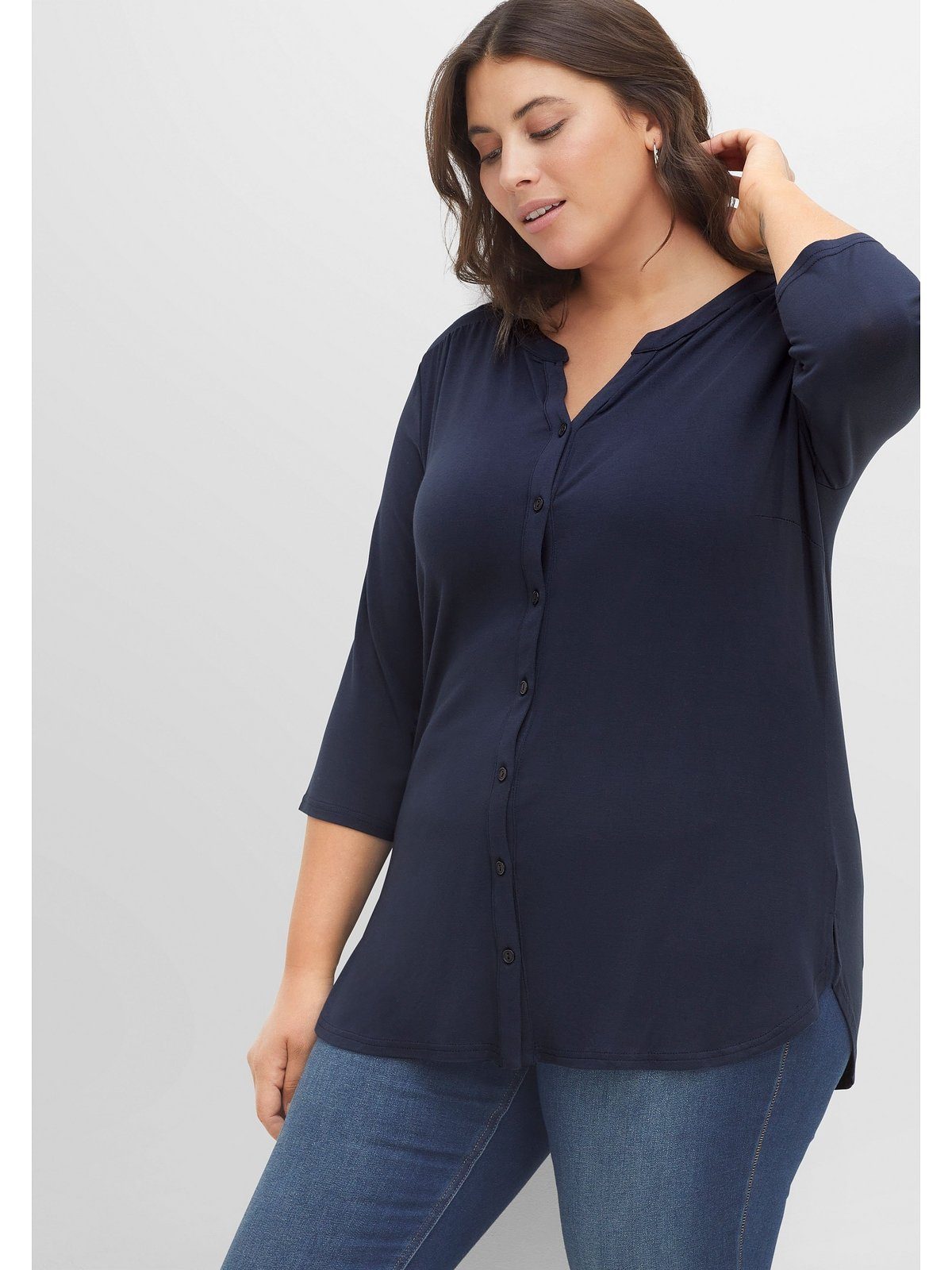 Große Sheego Größen Viskosequalität aus nachtblau fließend-elastischer Blusenshirt