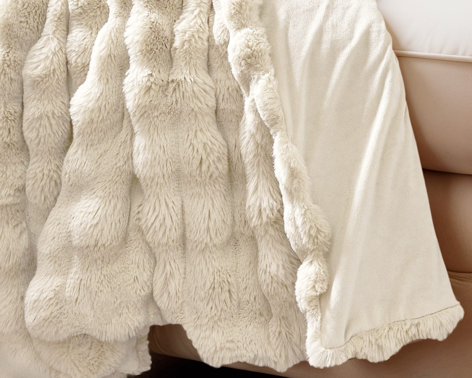 Sitheim-Europe Tagesdecke Hasen Fell Plaid günstig online kaufen