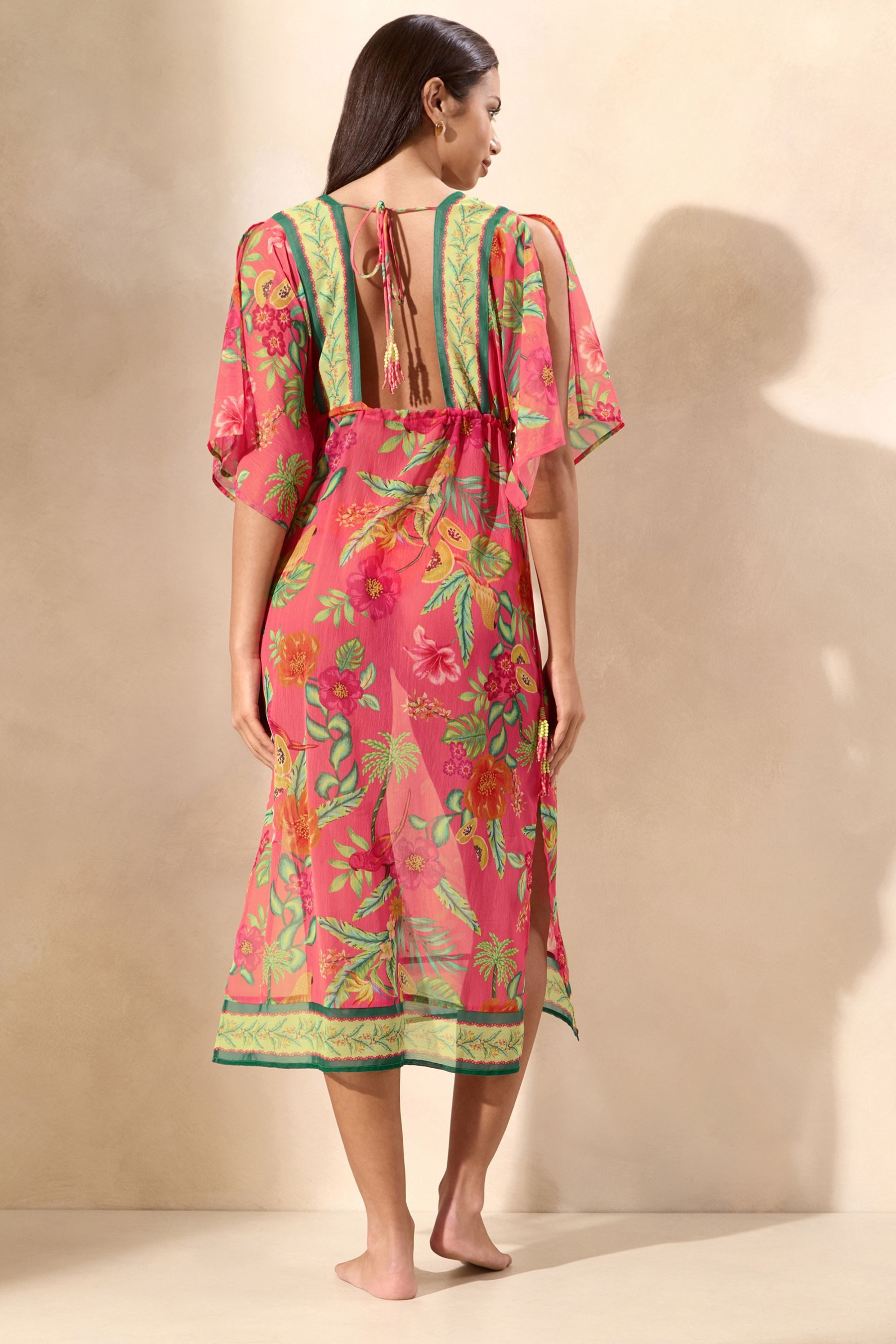 LIPSY Strandkleid Lipsy Chelsea Maxi-Kaftan mit China-Print (1-tlg)