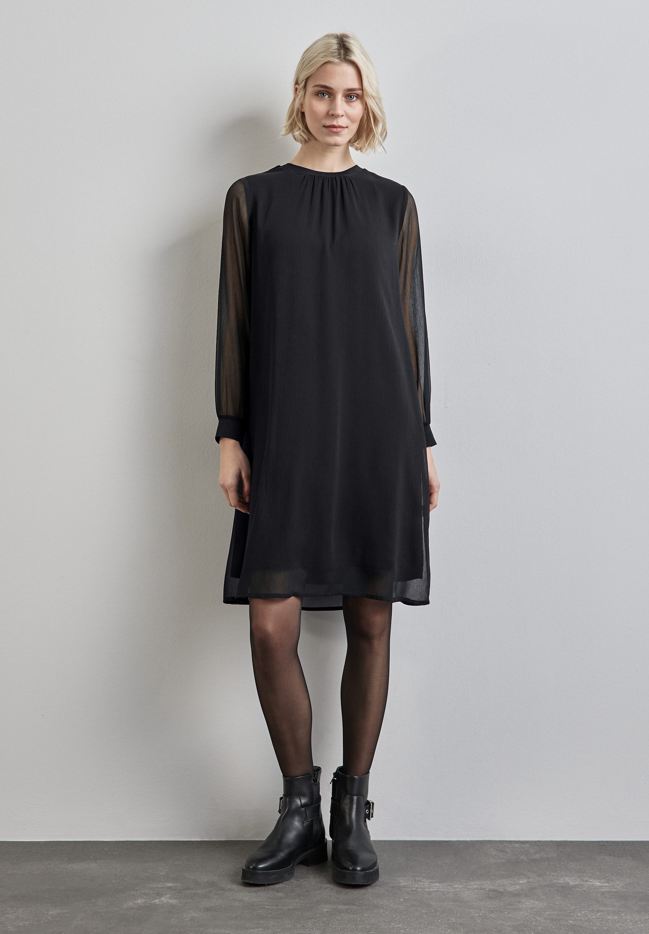 Midikleid