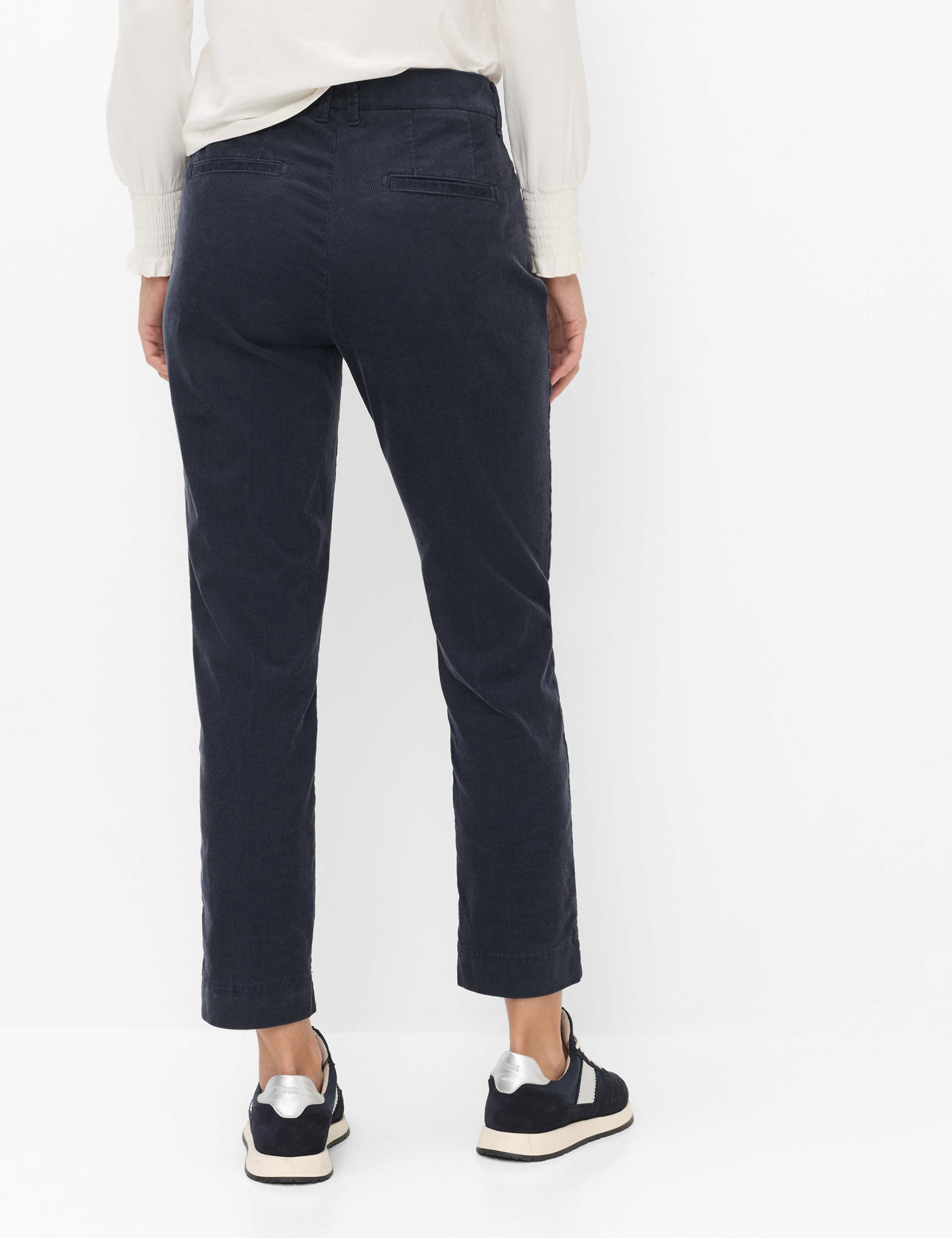 Brax 5-Pocket-Hose Style MARA S Cord: Flatfronthose im Regular Fit – Bild 2 von 5