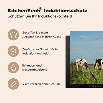 MuchoWow Herdblende-/Abdeckplatte Kuh - Blumen - Gras - Tiere, Vinyl, (1 tlg), 71x52 cm, Induktionskochfeld Schutz für die küche, Ceranfeldabdeckung