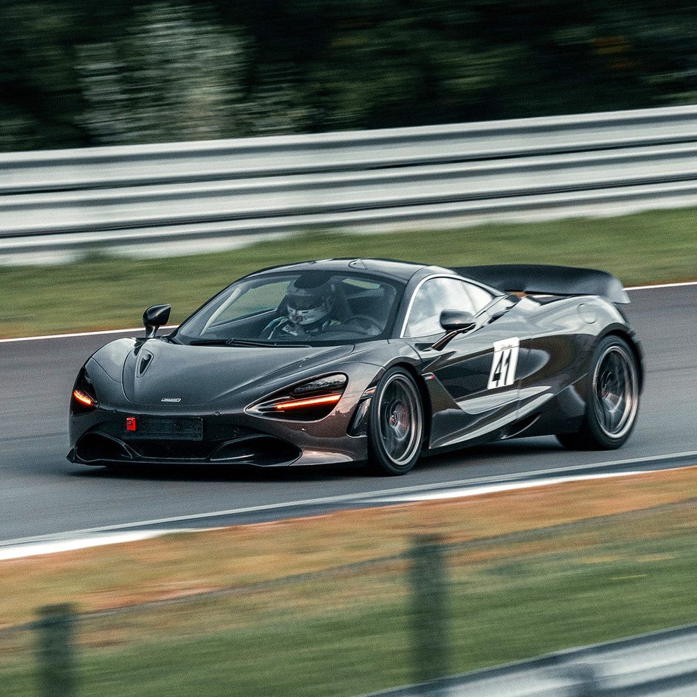 Jochen Schweizer Erlebnisgutschein McLaren Rennstreckentraining Templin (6 Rdn), 720 PS pures Rennfieber
