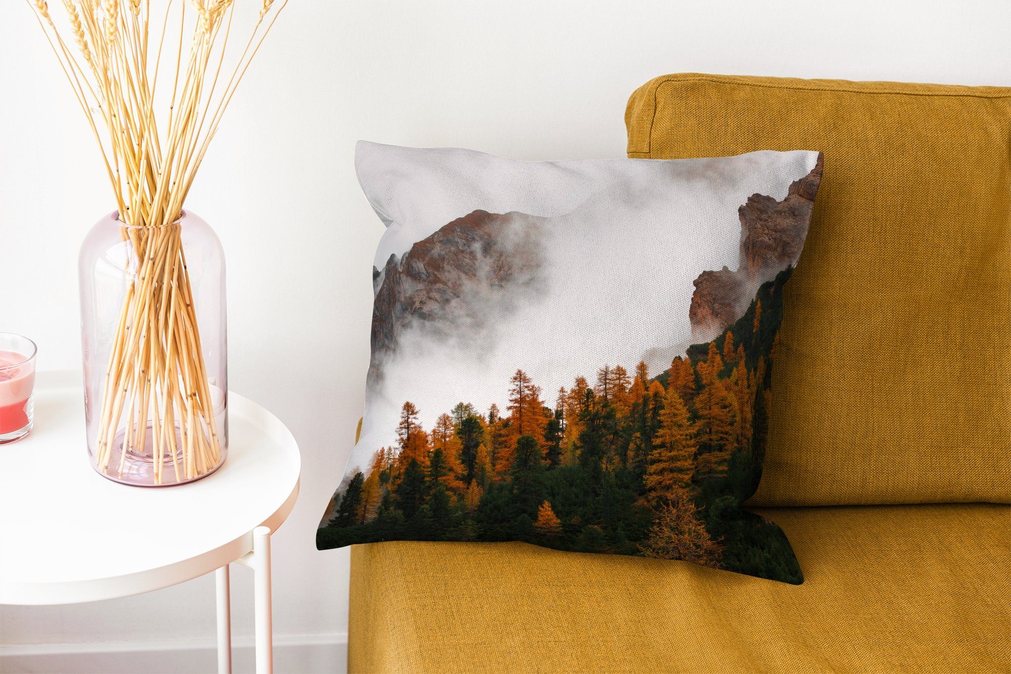 für Deko, - Dekokissen mit Füllung Sofakissen Berg Nebel Wald, Wohzimmer, MuchoWow - Schlafzimmer, Zierkissen