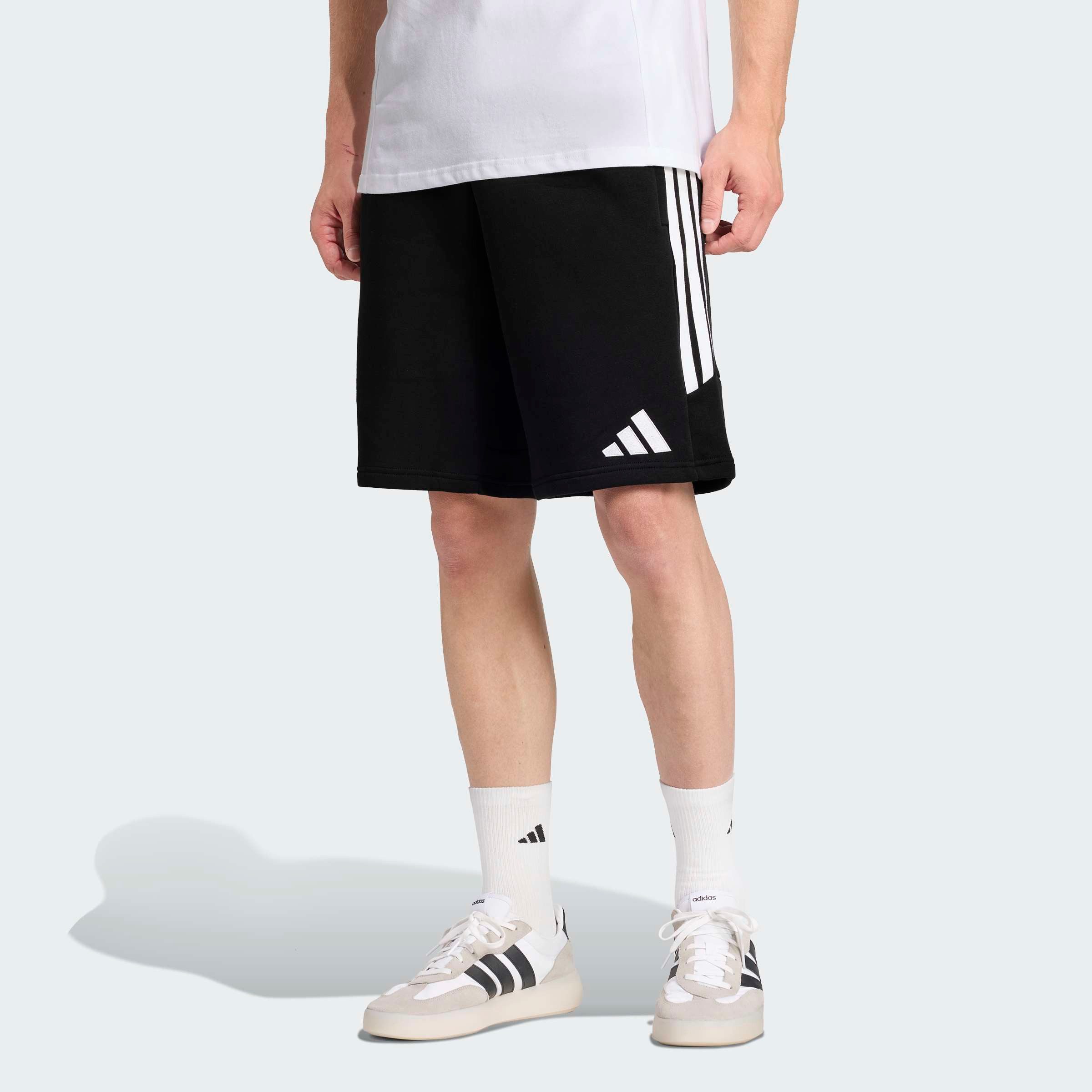 adidas Performance Trainingsshorts TIRO26L SW SHO. Reduzierter Preis € 31,99. Unverbindliche Preisempfehlung € 40,00