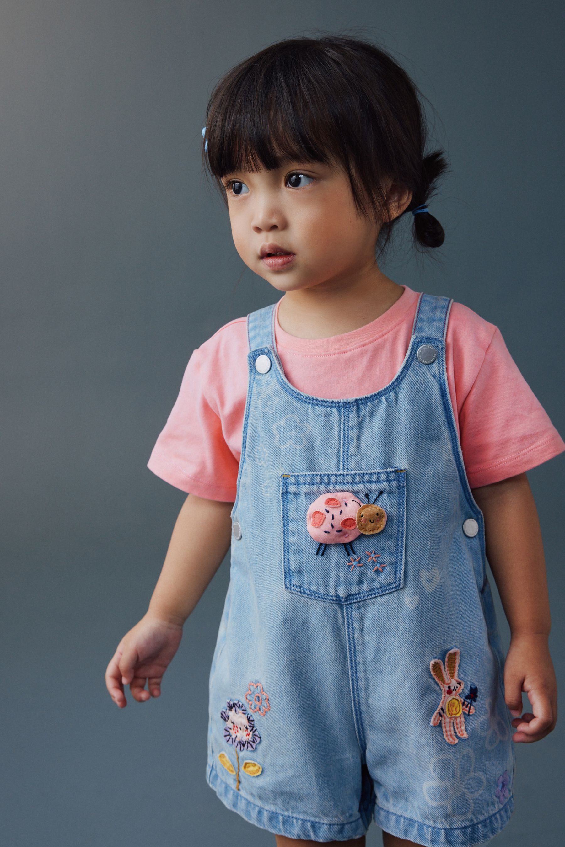 Next Playsuit Denim-Latzhose und T-Shirt im Set, Marienkäfer (2-tlg)