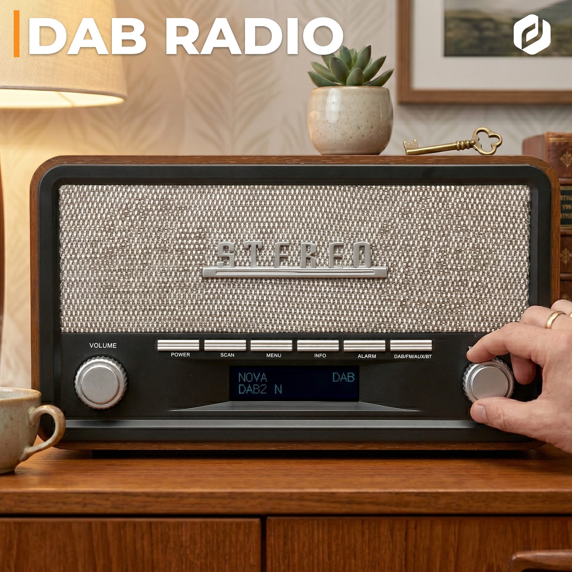 Denver DAB-18 Digitalradio (DAB) (DAB+, FM (RDS), 4 W, Retro-Design, Bluetooth, DAB+/FM, LCD-Display, AUX-In, Teleskopantenne)