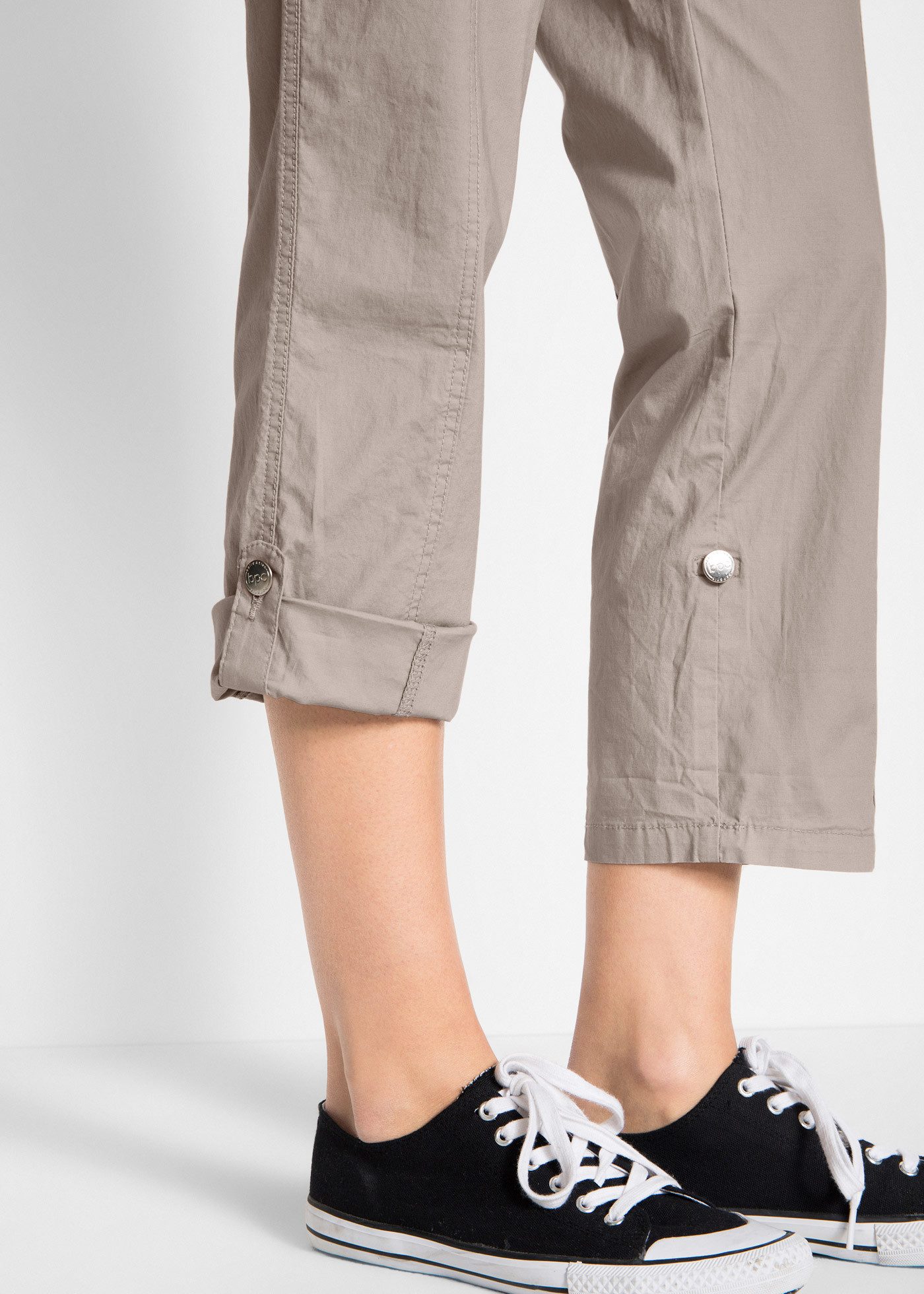 bonprix Cargohose aus Baumwoll-Stretch-Material, mit Eingrifftaschen und Gesäßtaschen
